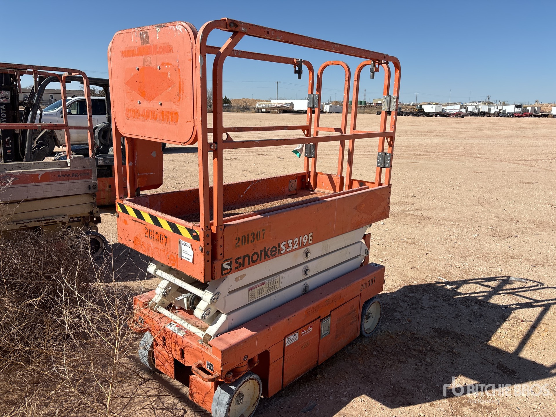 General Appearance with Featured Photo