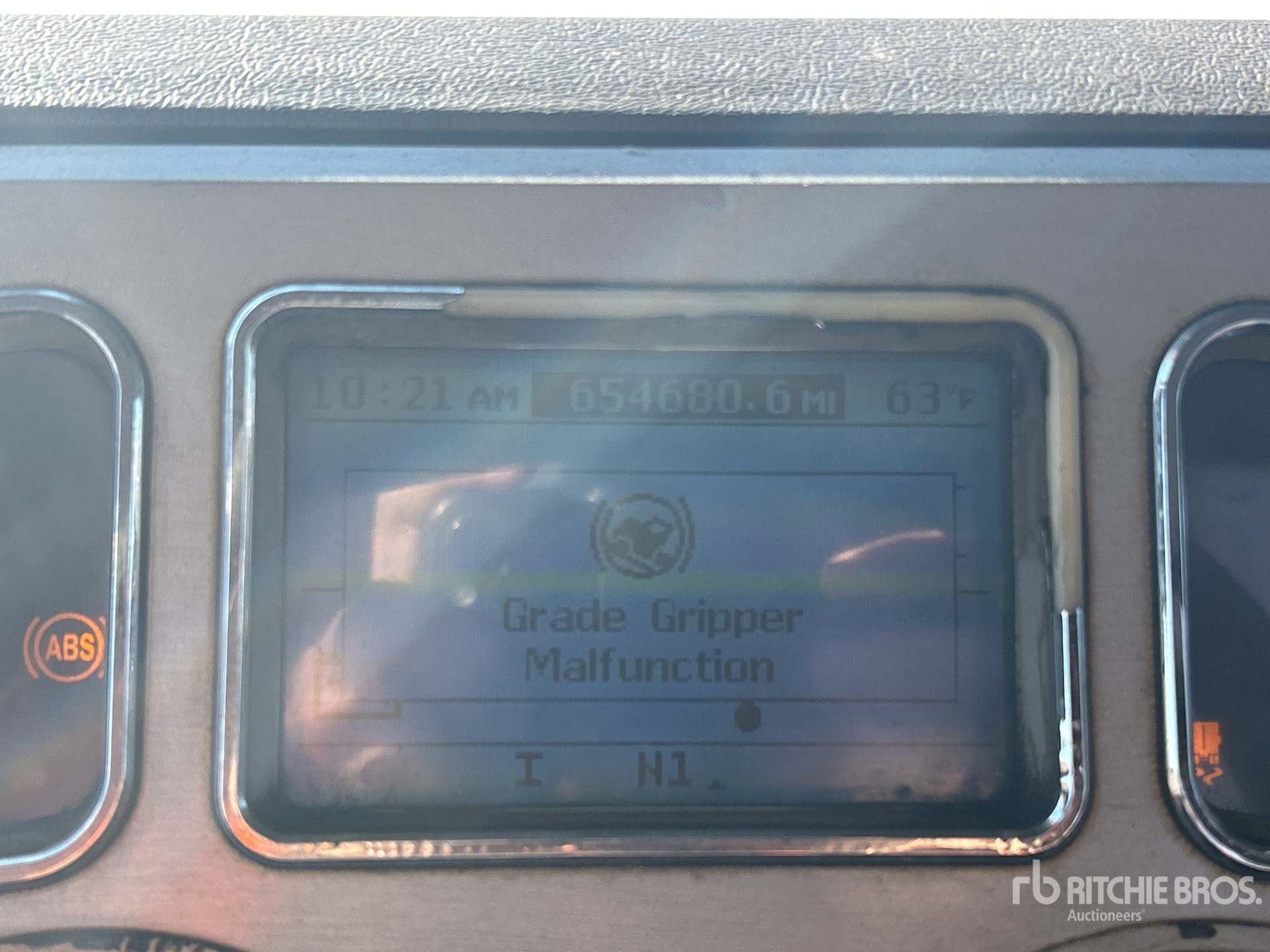 General Appearance with Hour Meter / Odometer