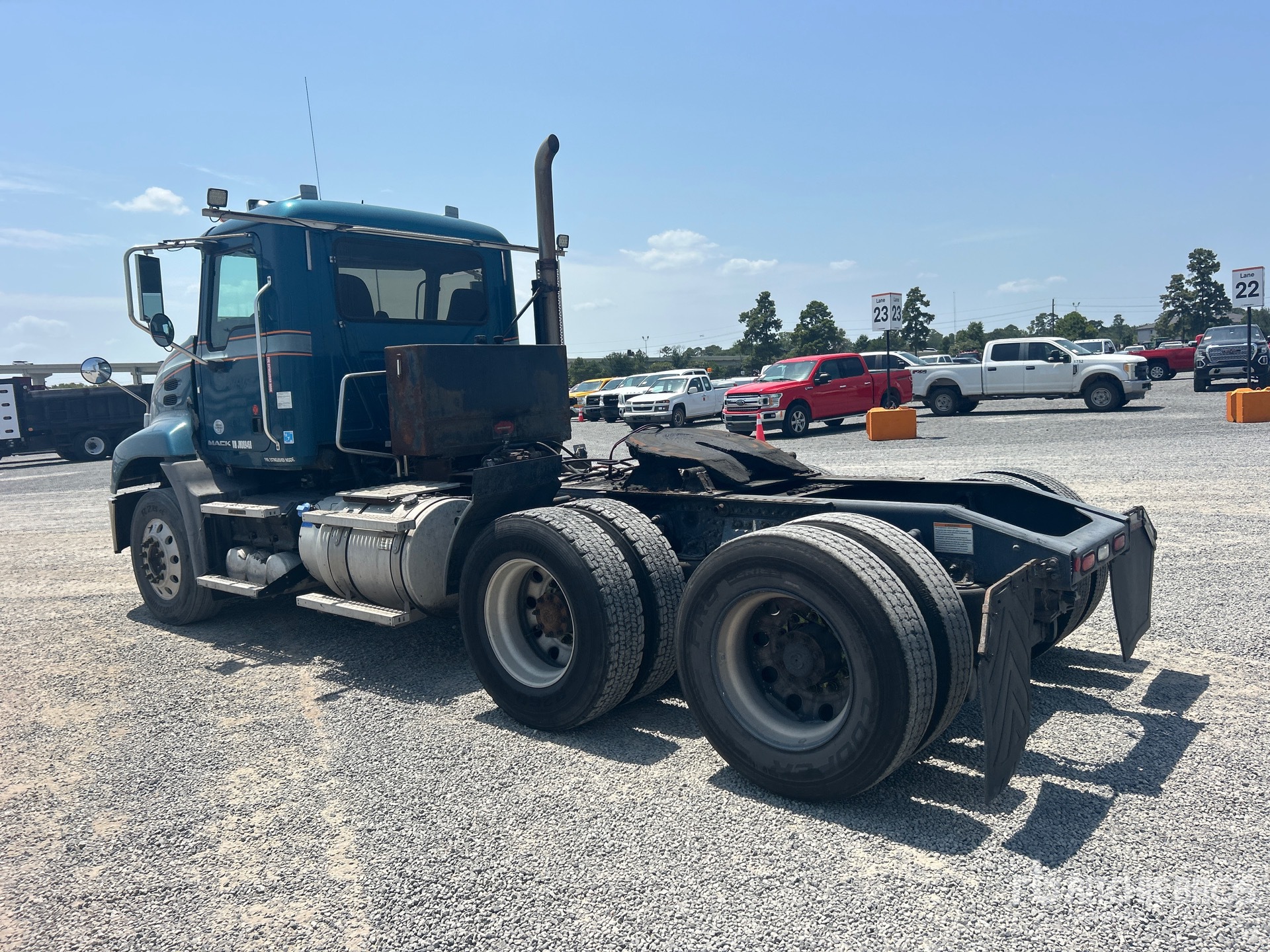 General Appearance with Picture, Left Rear Corner
