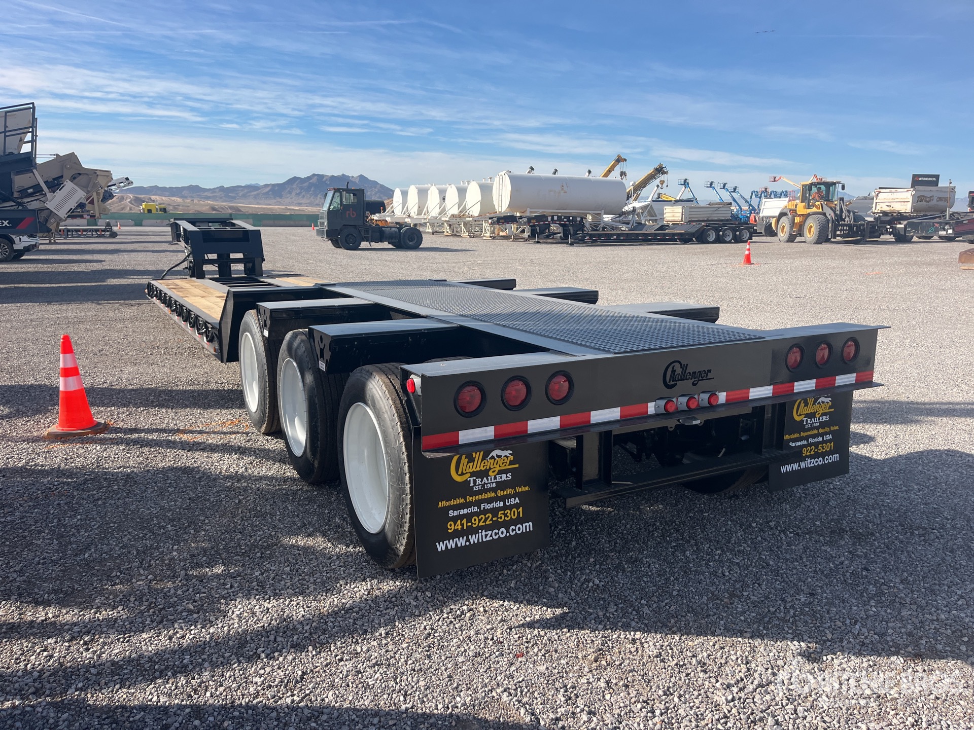 General Appearance with Imagen: esquina trasera izquierda