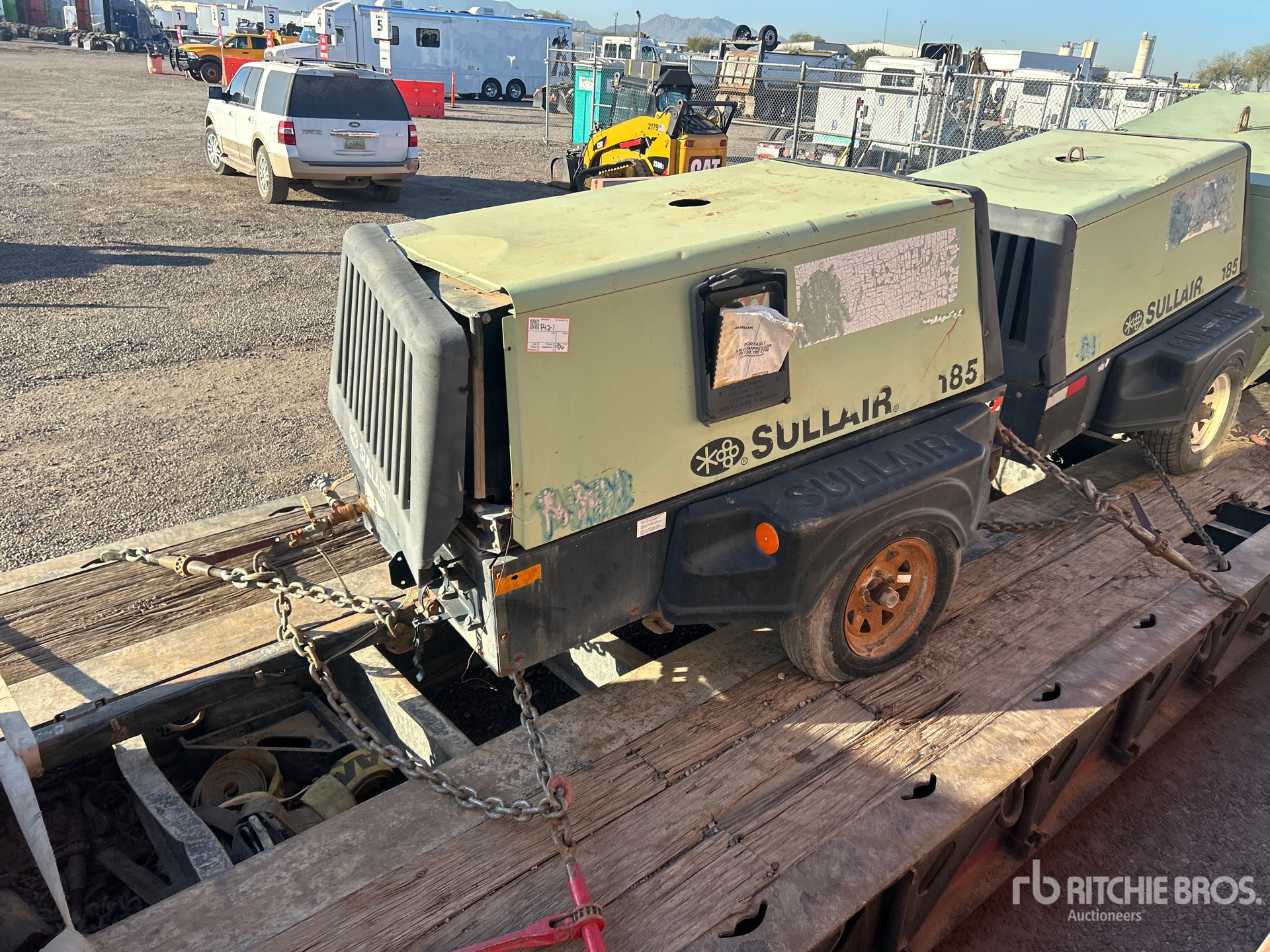 General Appearance with Featured Photo