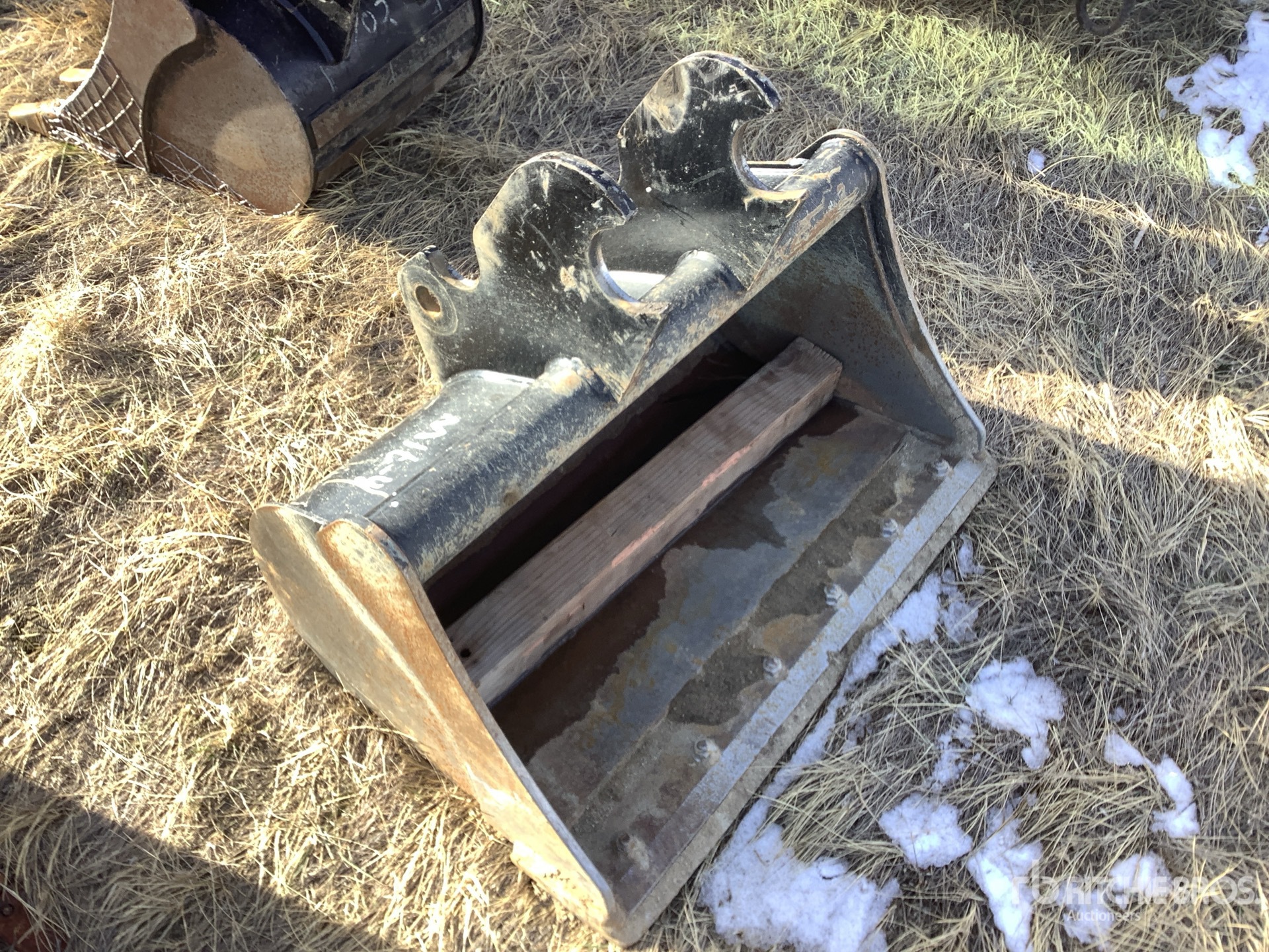 General Appearance with Image, coin avant droit