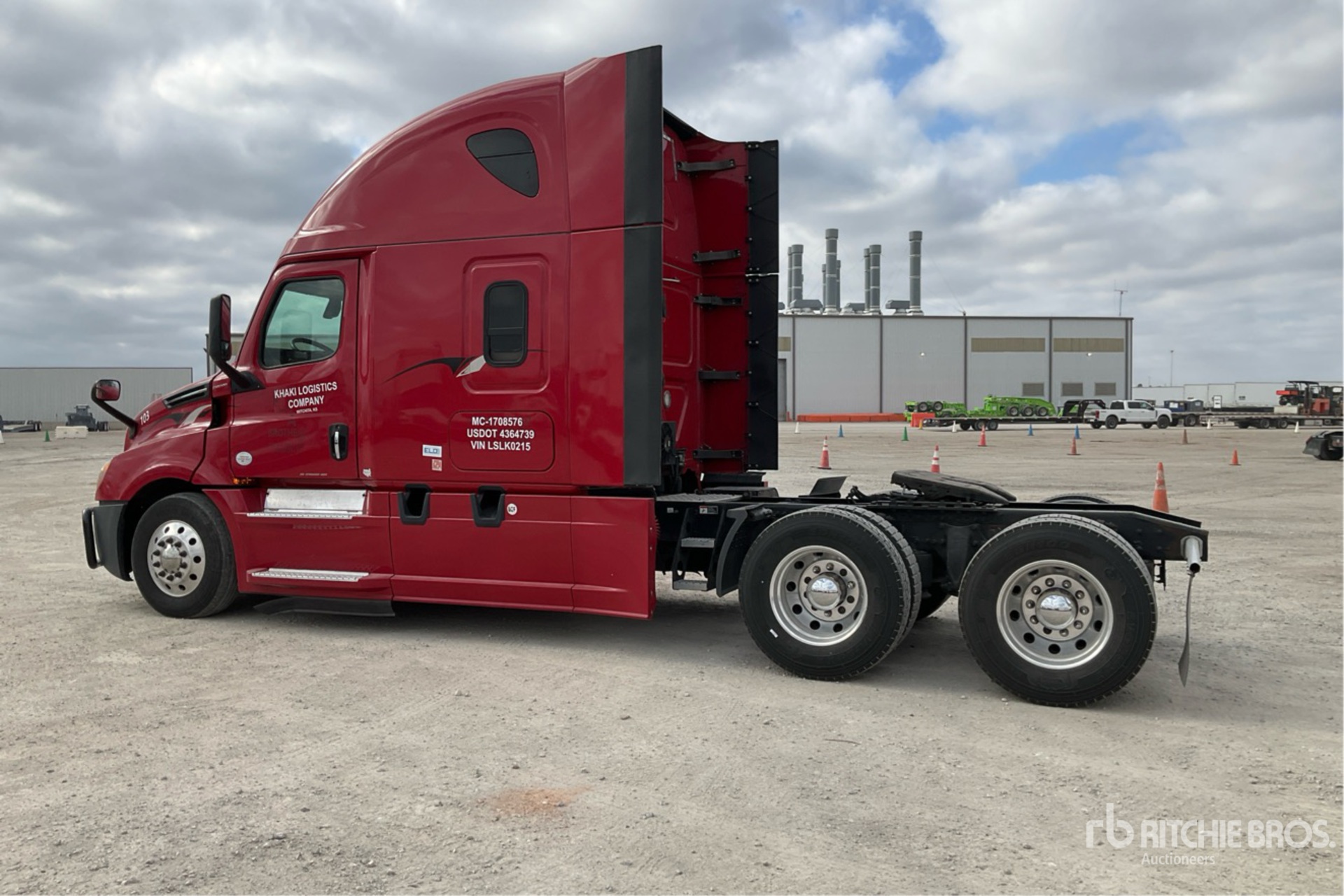 Aspect général with Image, coin arrière gauche