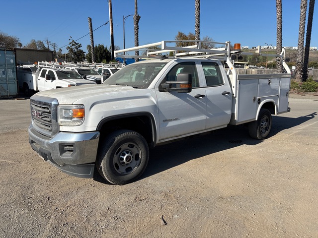 2018 GMC 2500 HD 4x2 Extended Cab Utility Truck 2018 GMC 2500 HD 4x2 Extended Cab Utility Truck
