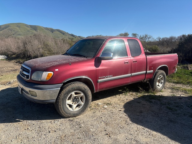 2002 Toyota Tundra SR5 4x4 Extended Cab Pickup