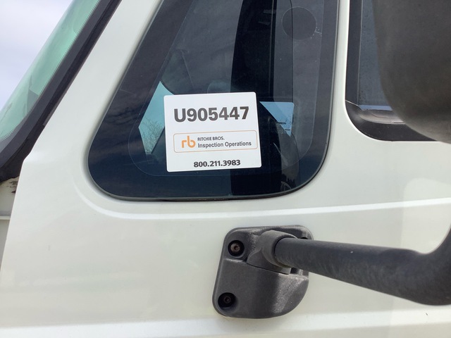 2015 International 4400 4x2 Crew Cab Service Truck (Inoperable)