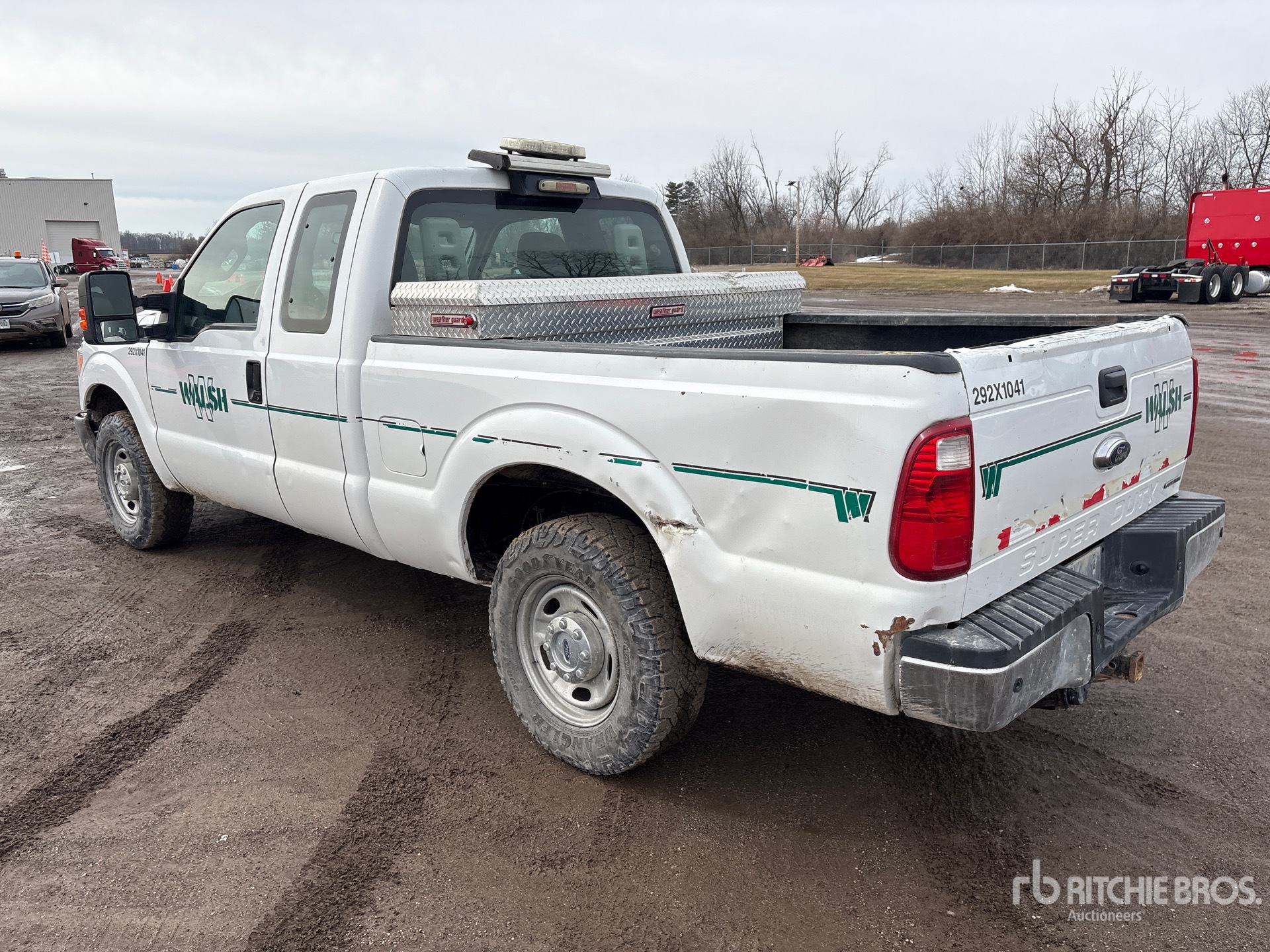 Aspect général with Image, coin arrière gauche