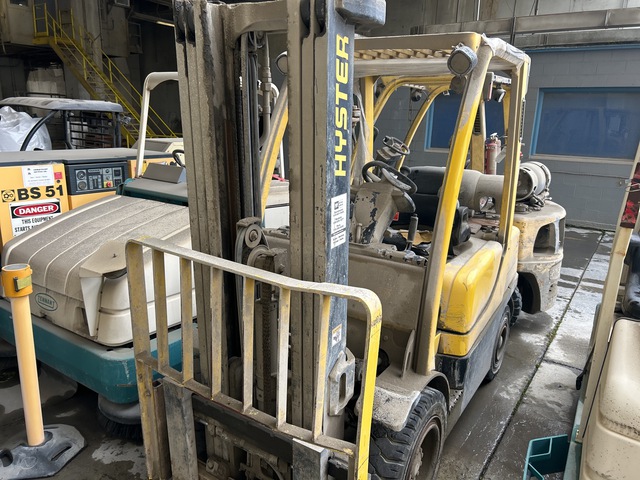 2006 Hyster H60FT Forklift (Inoperable)