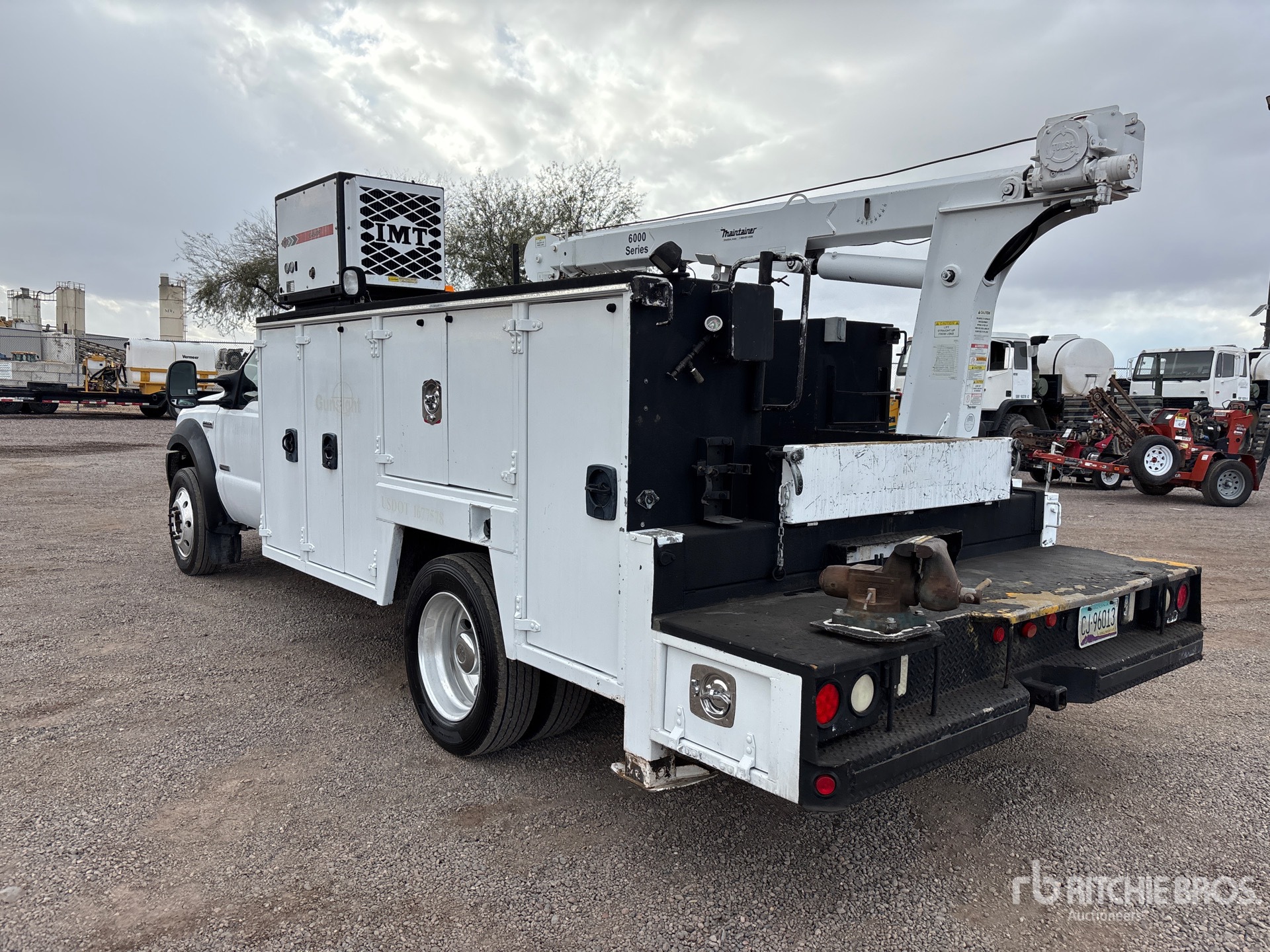 General Appearance with Picture, Left Rear Corner