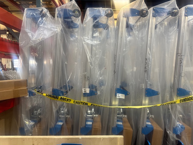 Quantity of (20) Genie GL-12 Material Hoists