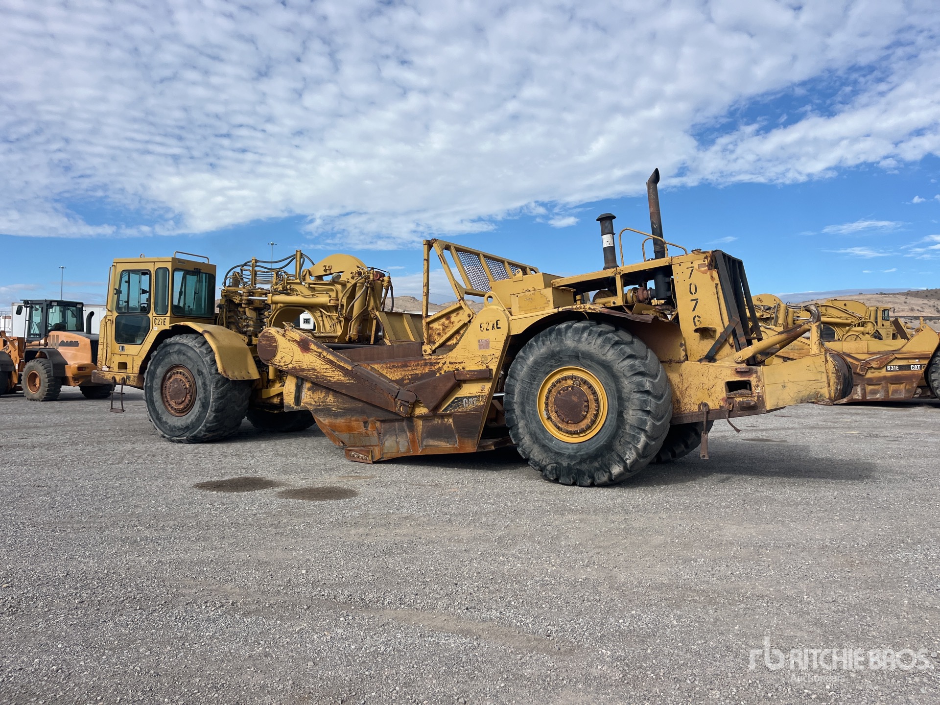 General Appearance with Bild, Ecke hinten links