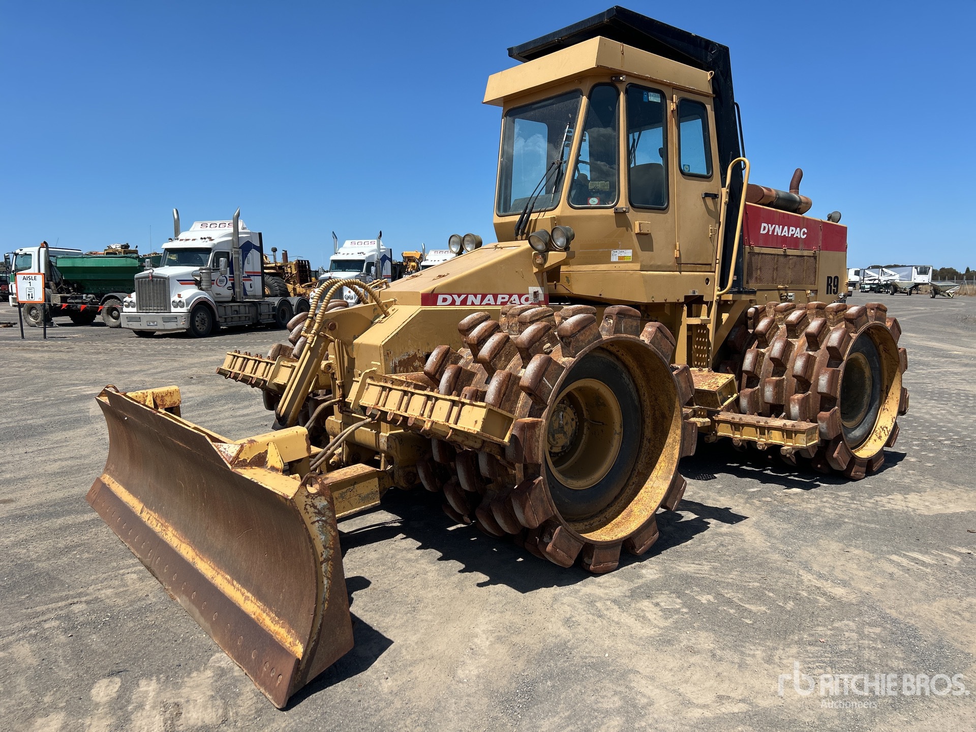 General Appearance with Picture, Left Front Corner