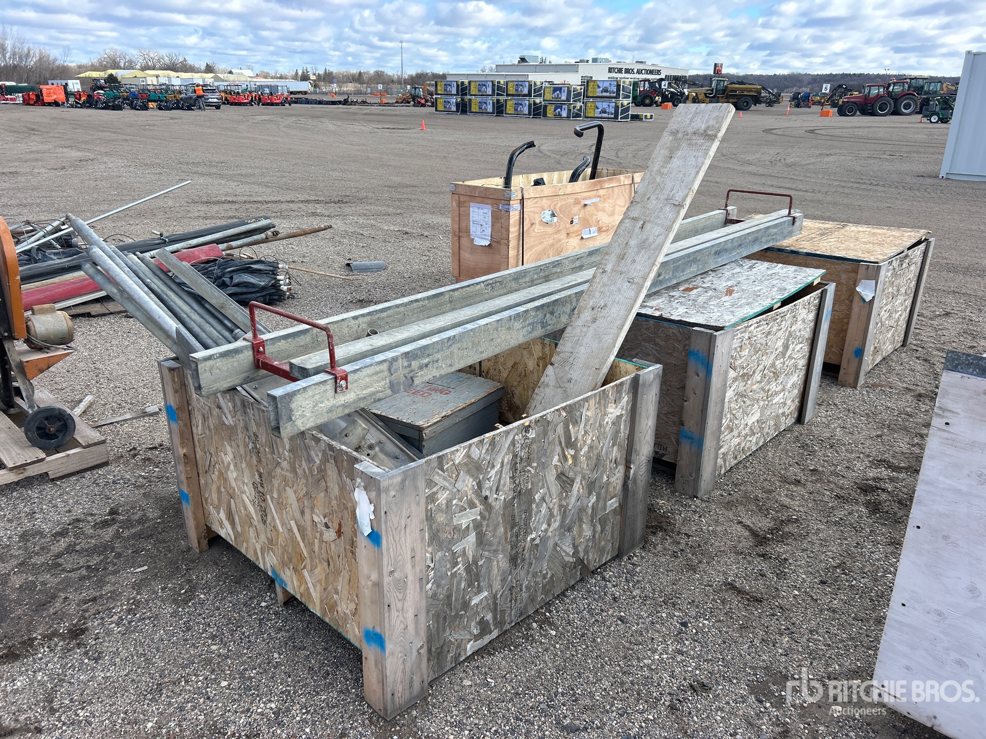 General Appearance with Bild, Ecke vorne rechts