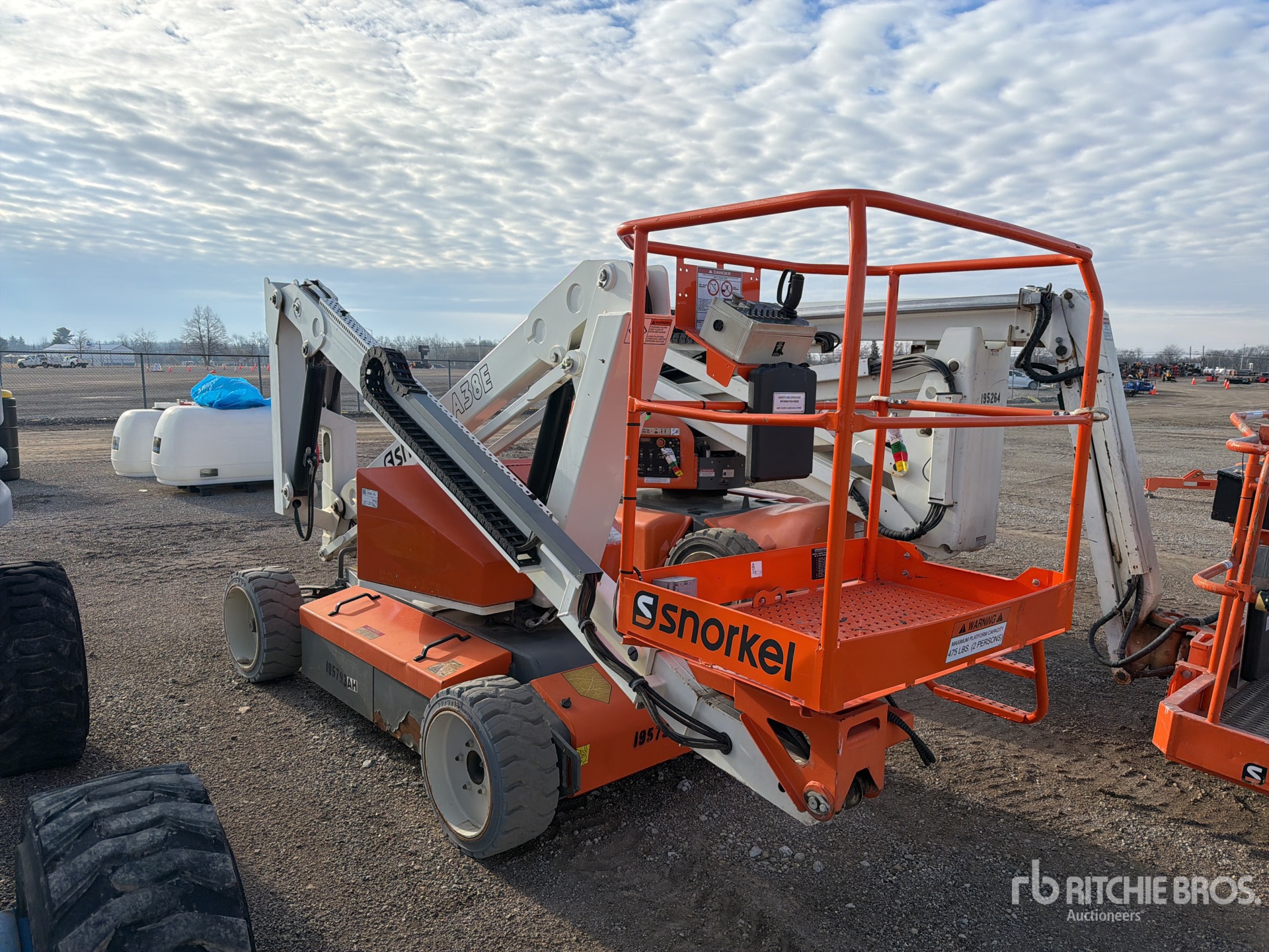 General Appearance with Picture, Right Front Corner