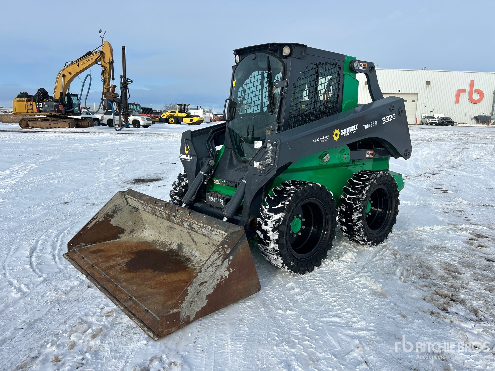 General Appearance with Picture, Left Front Corner