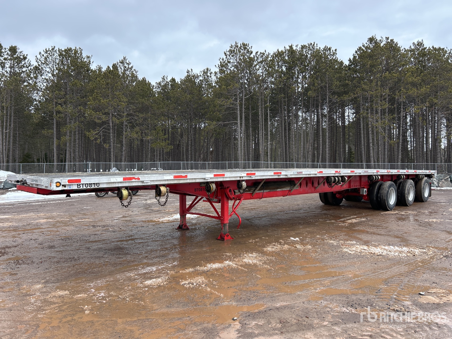 General Appearance with Featured Photo