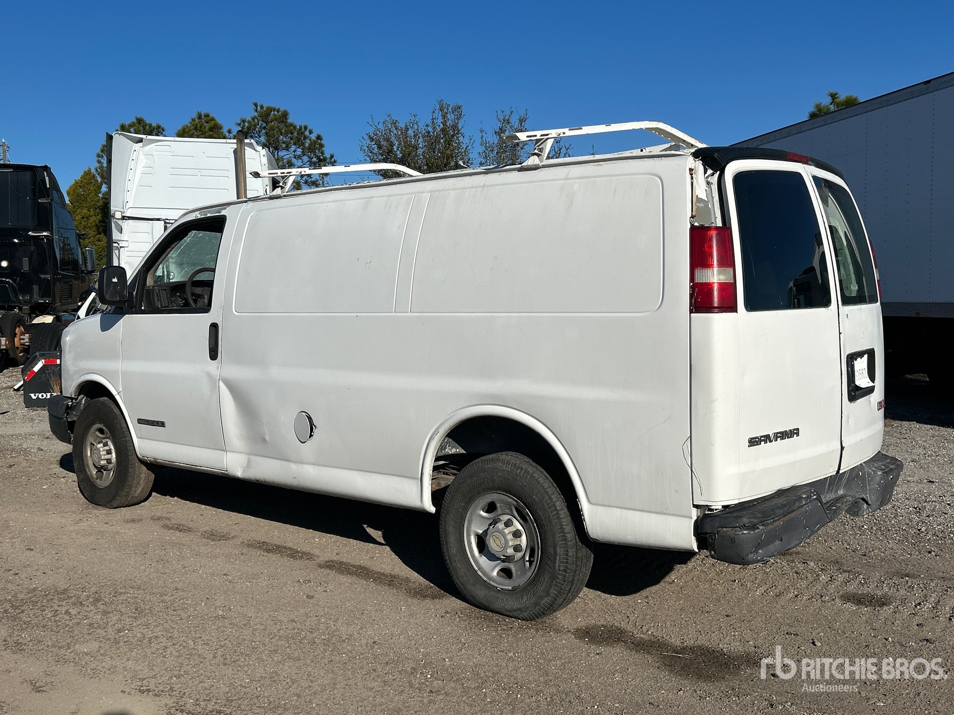 General Appearance with Picture, Left Rear Corner