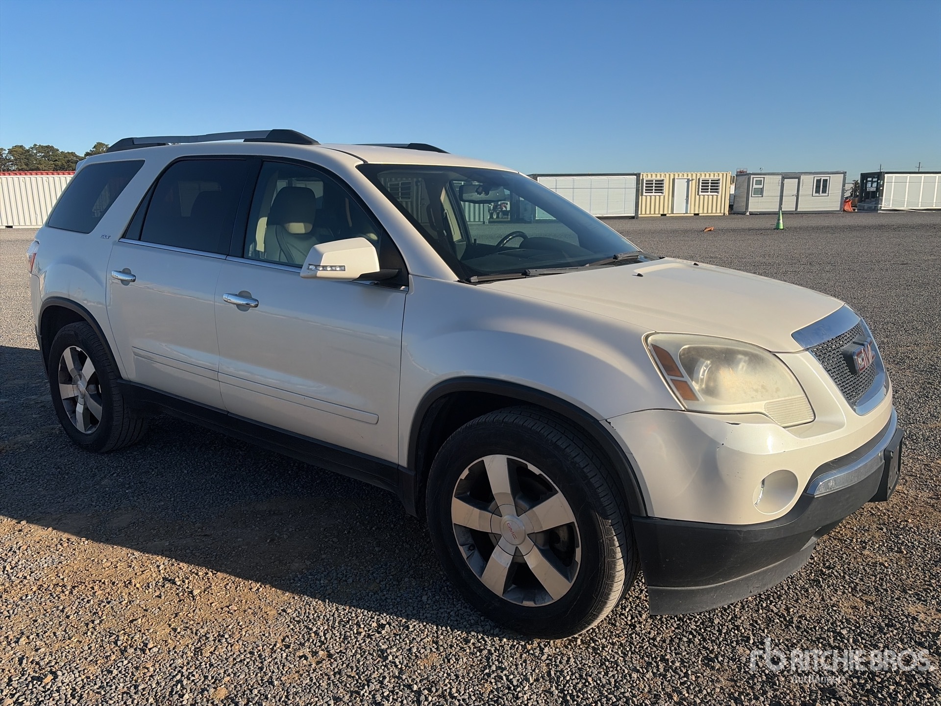 General Appearance with Bild, Ecke vorne rechts