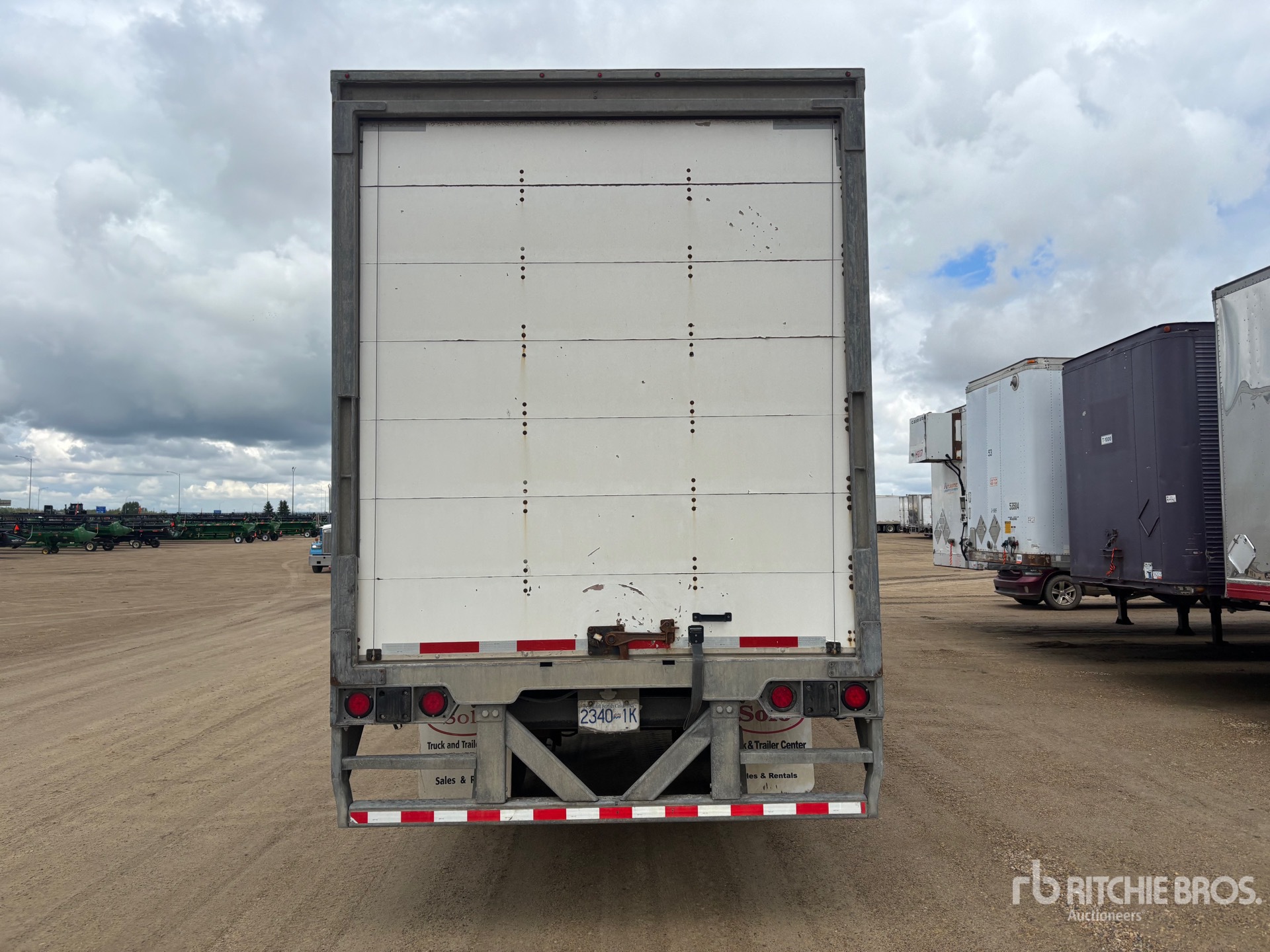 2019 Vanguard 53 ft x 102 in T/A