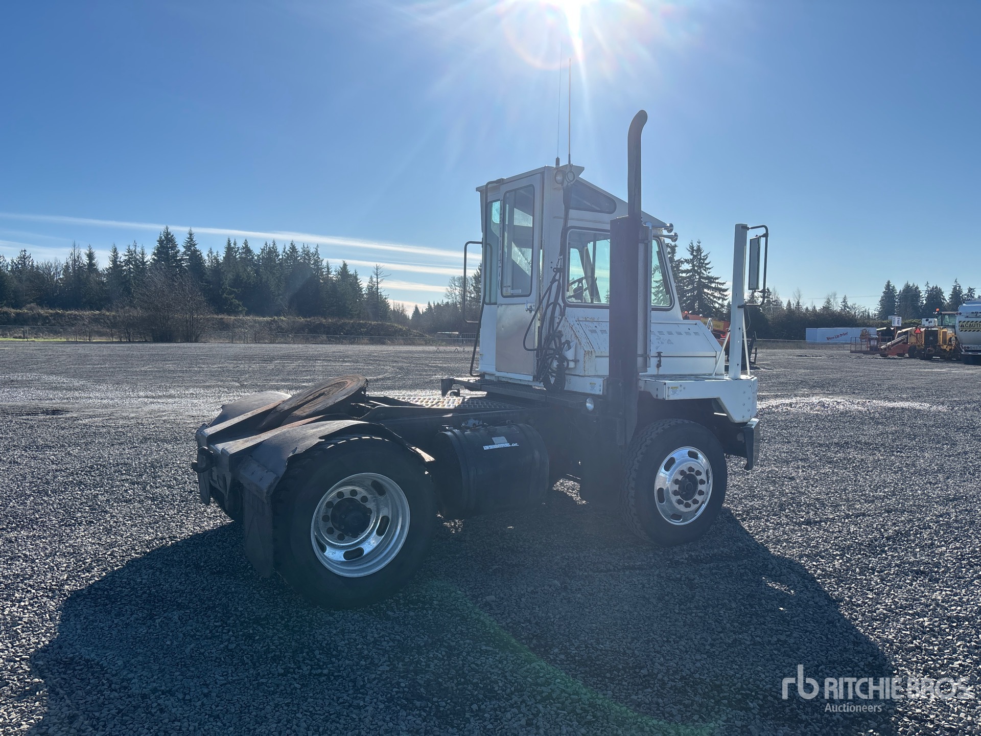 General Appearance with Imagen: esquina trasera derecha