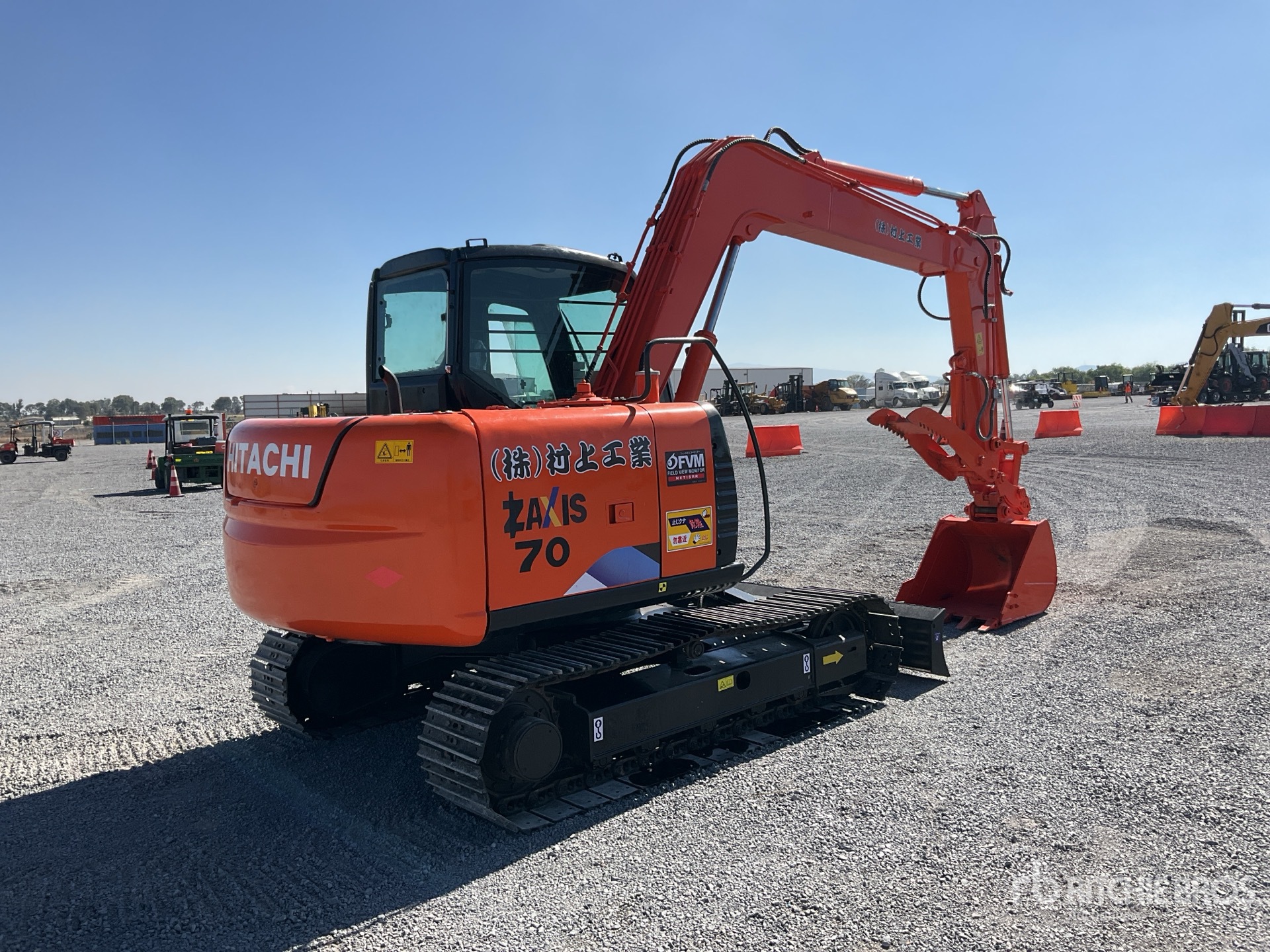 General Appearance with Foto, angolo anteriore sinistro