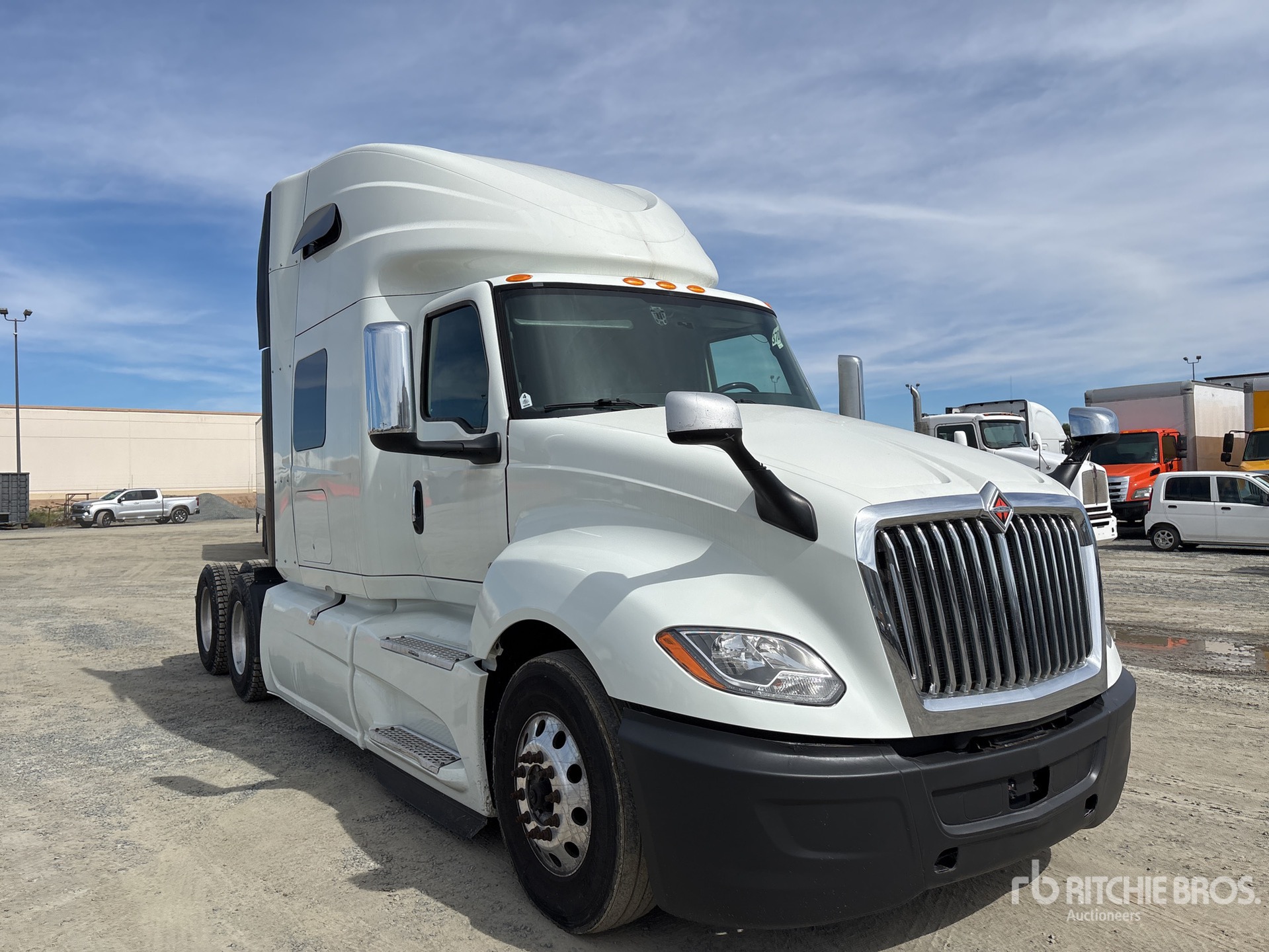 General Appearance with Picture, Right Front Corner