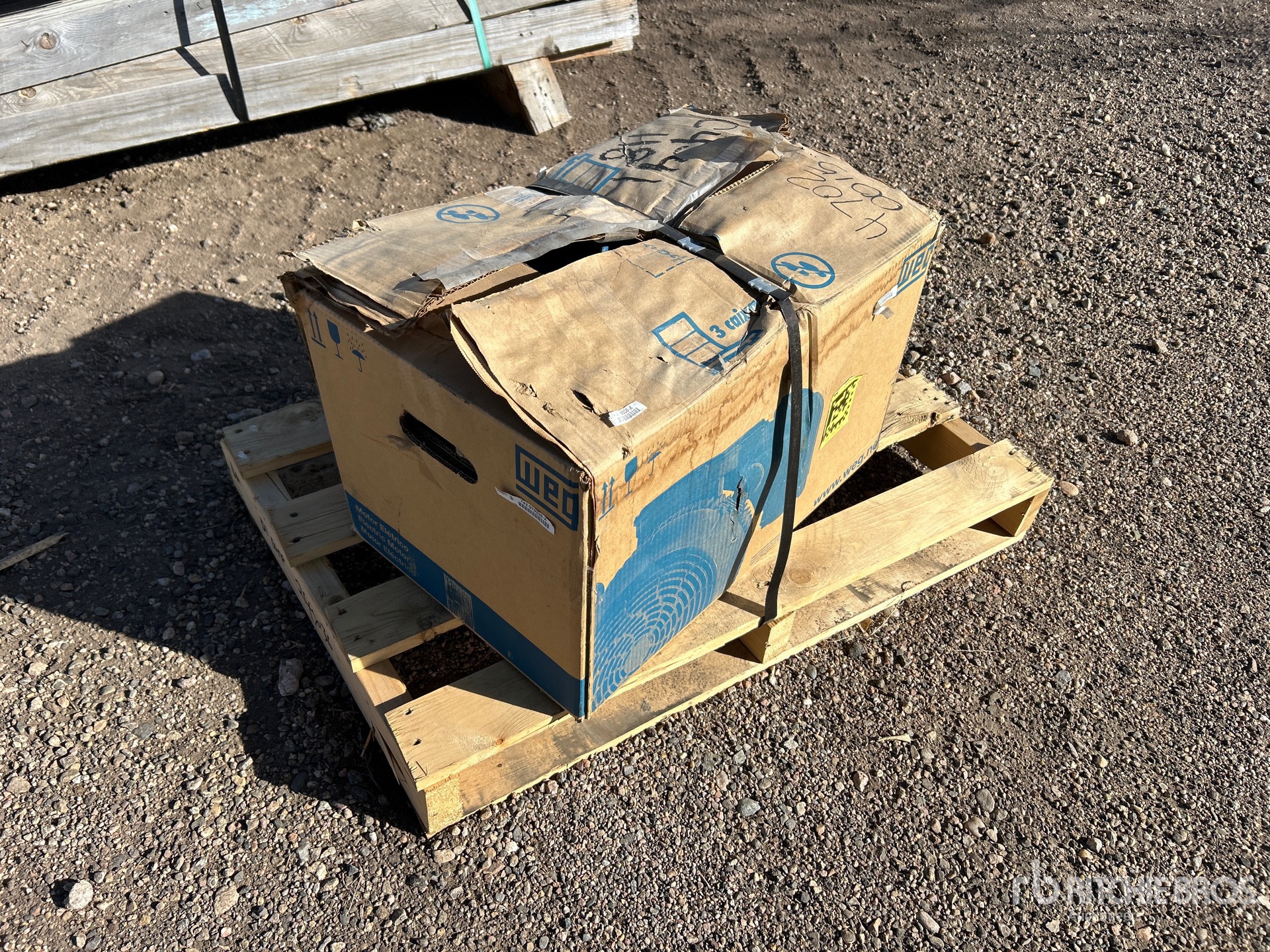 General Appearance with Image, coin arrière gauche