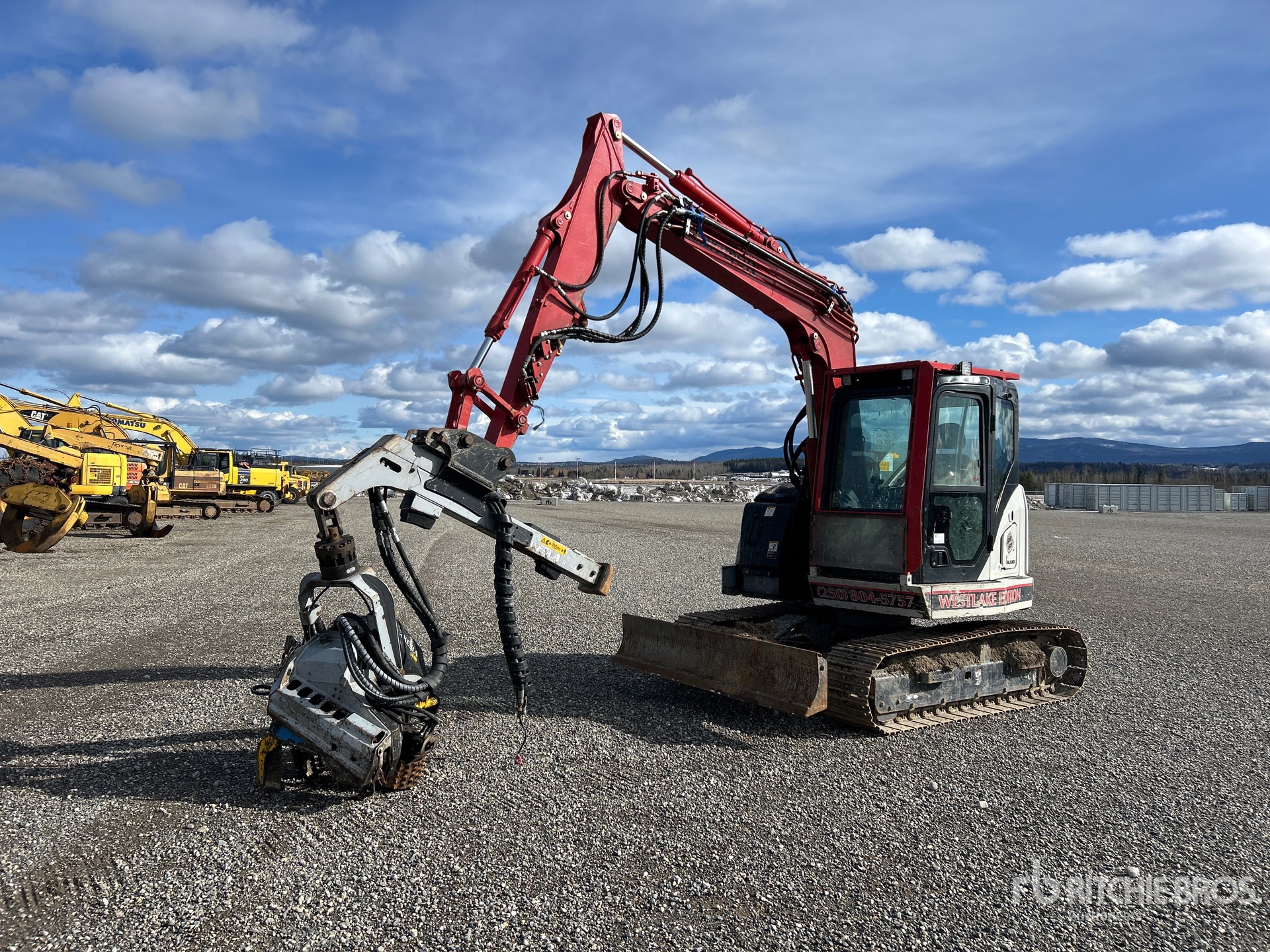 General Appearance with Picture, Left Front Corner