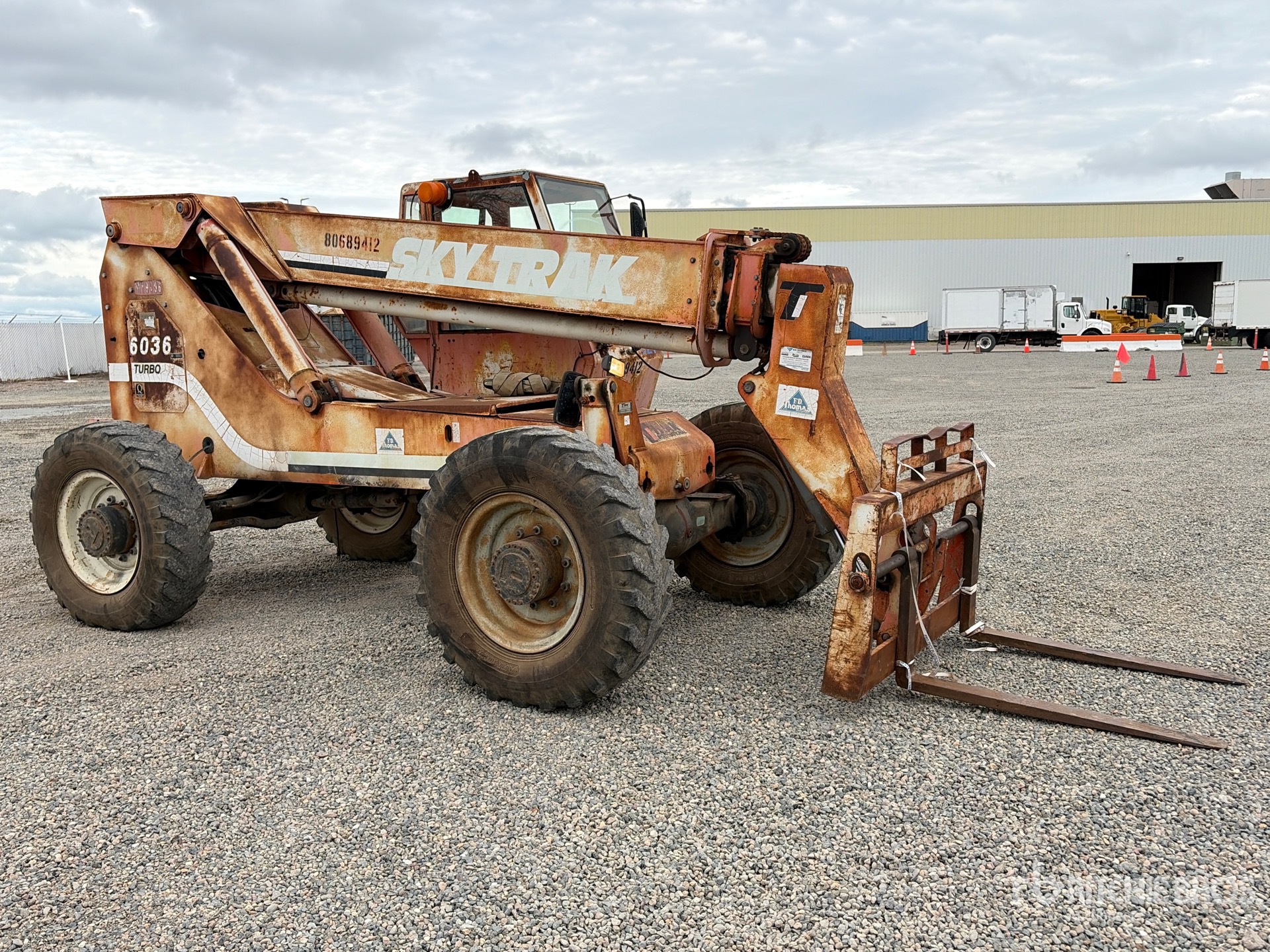 General Appearance with Picture, Right Front Corner