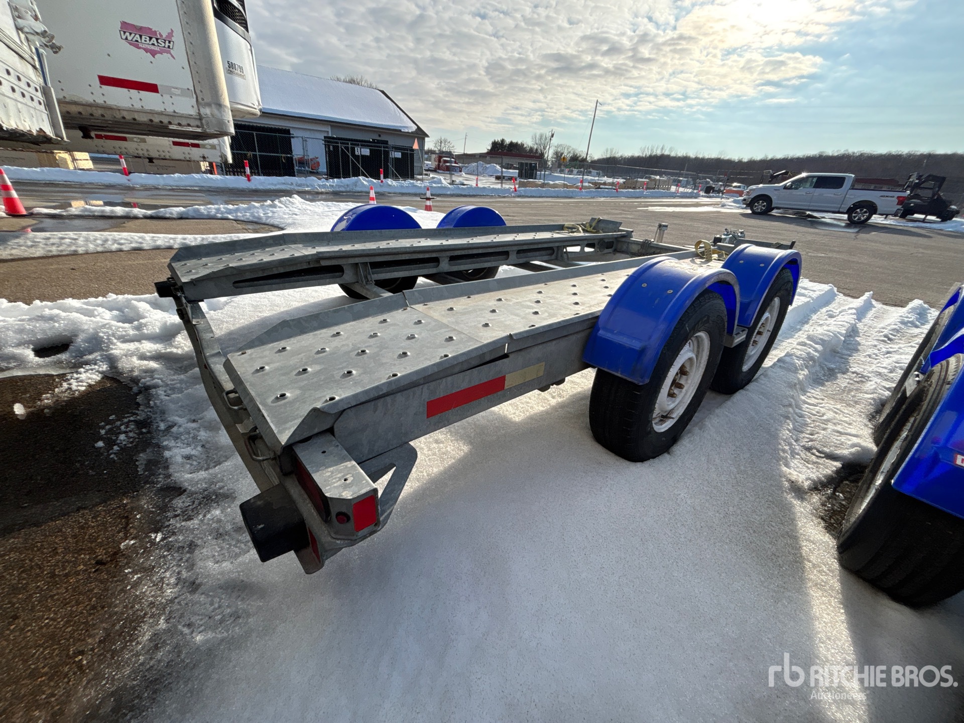 General Appearance with Imagen: esquina trasera derecha