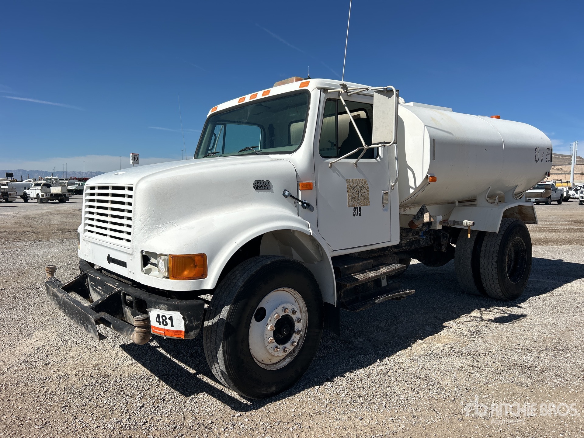 General Appearance with Picture, Left Front Corner