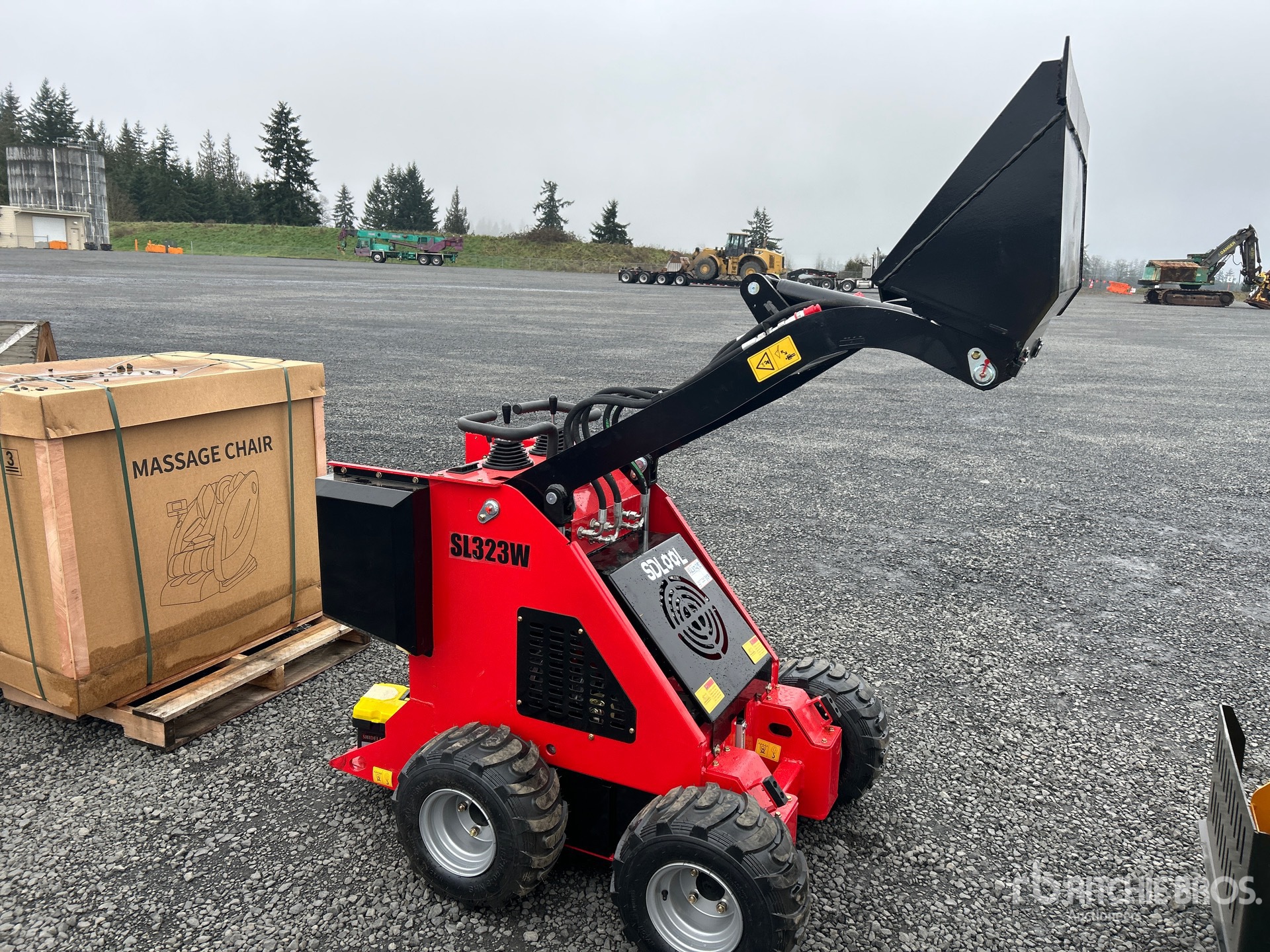 General Appearance with Picture, Right Front Corner