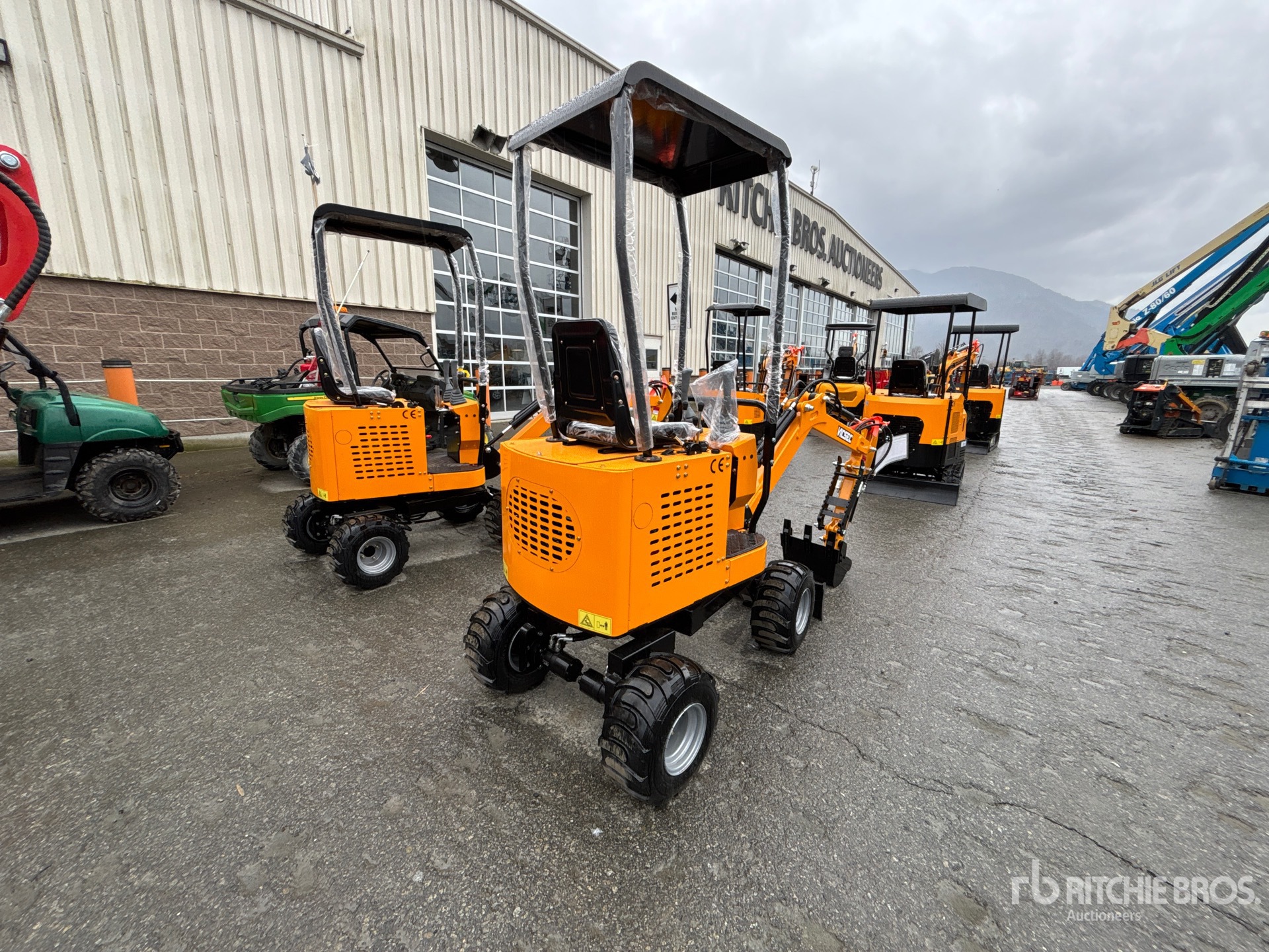 General Appearance with Foto, angolo anteriore sinistro