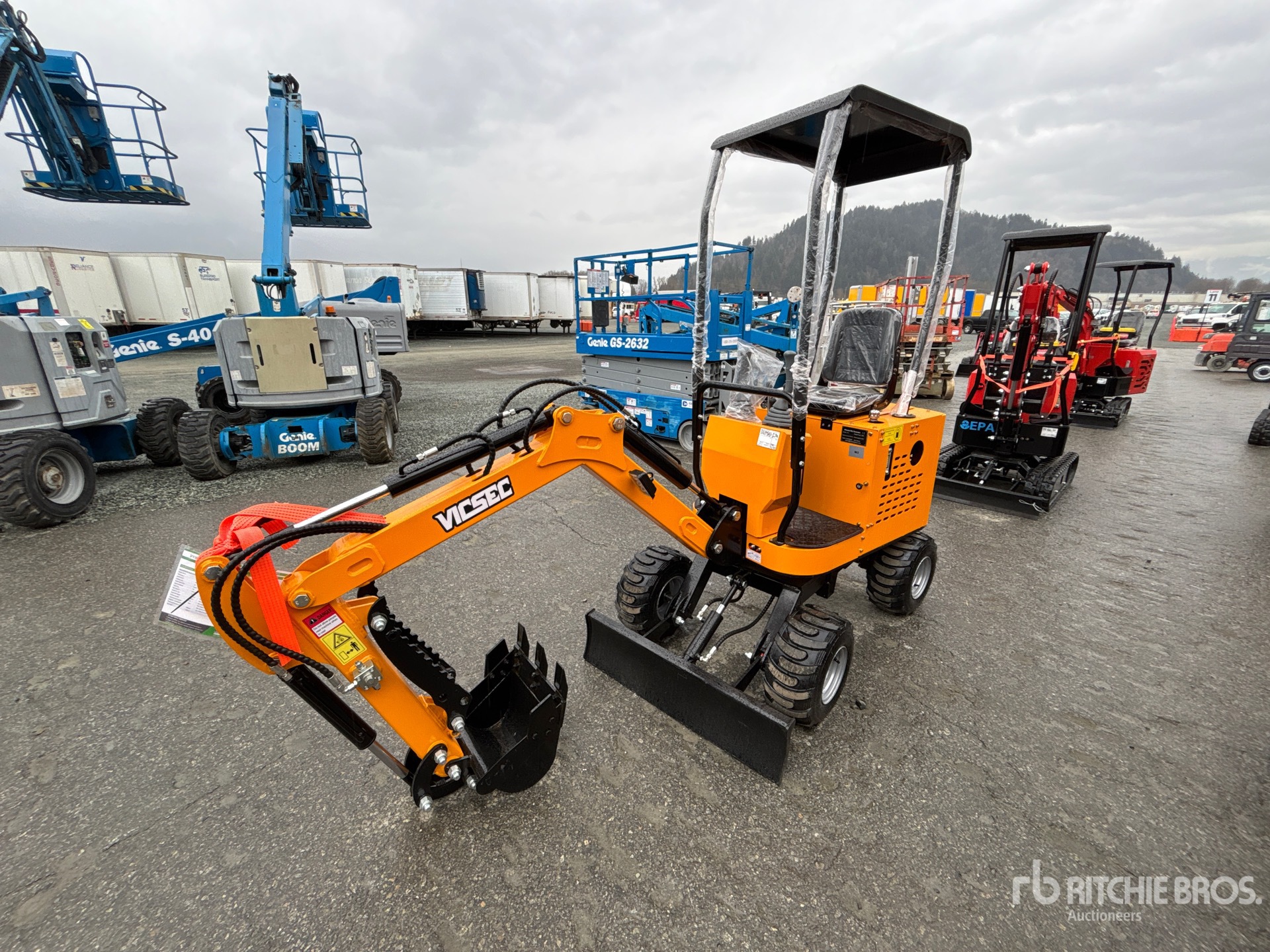 General Appearance with Featured Photo