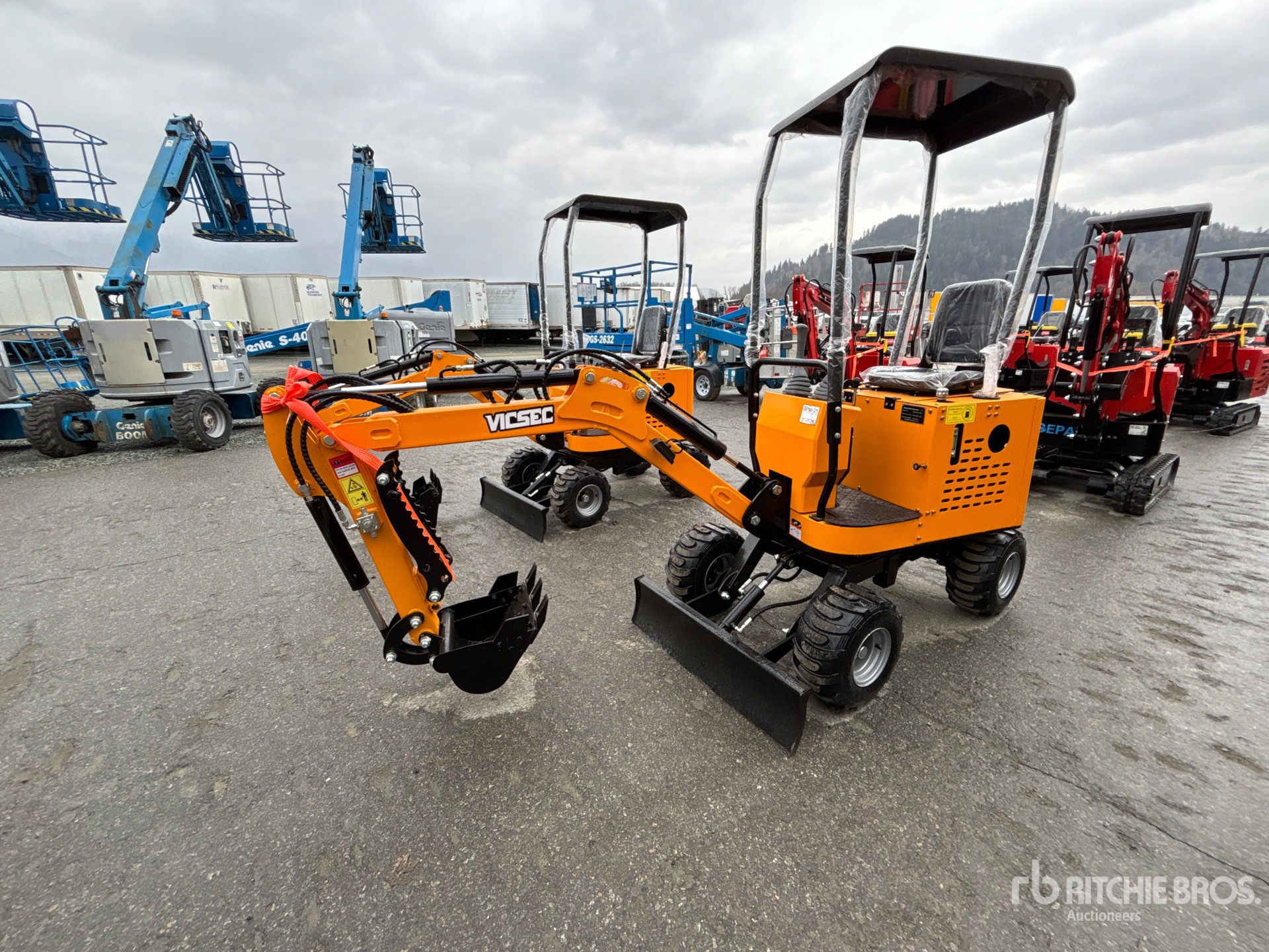 General Appearance with Featured Photo