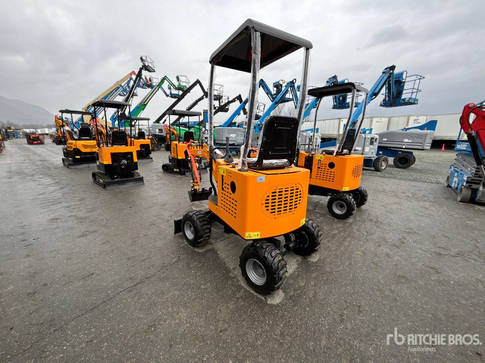 General Appearance with Foto, angolo posteriore sinistro