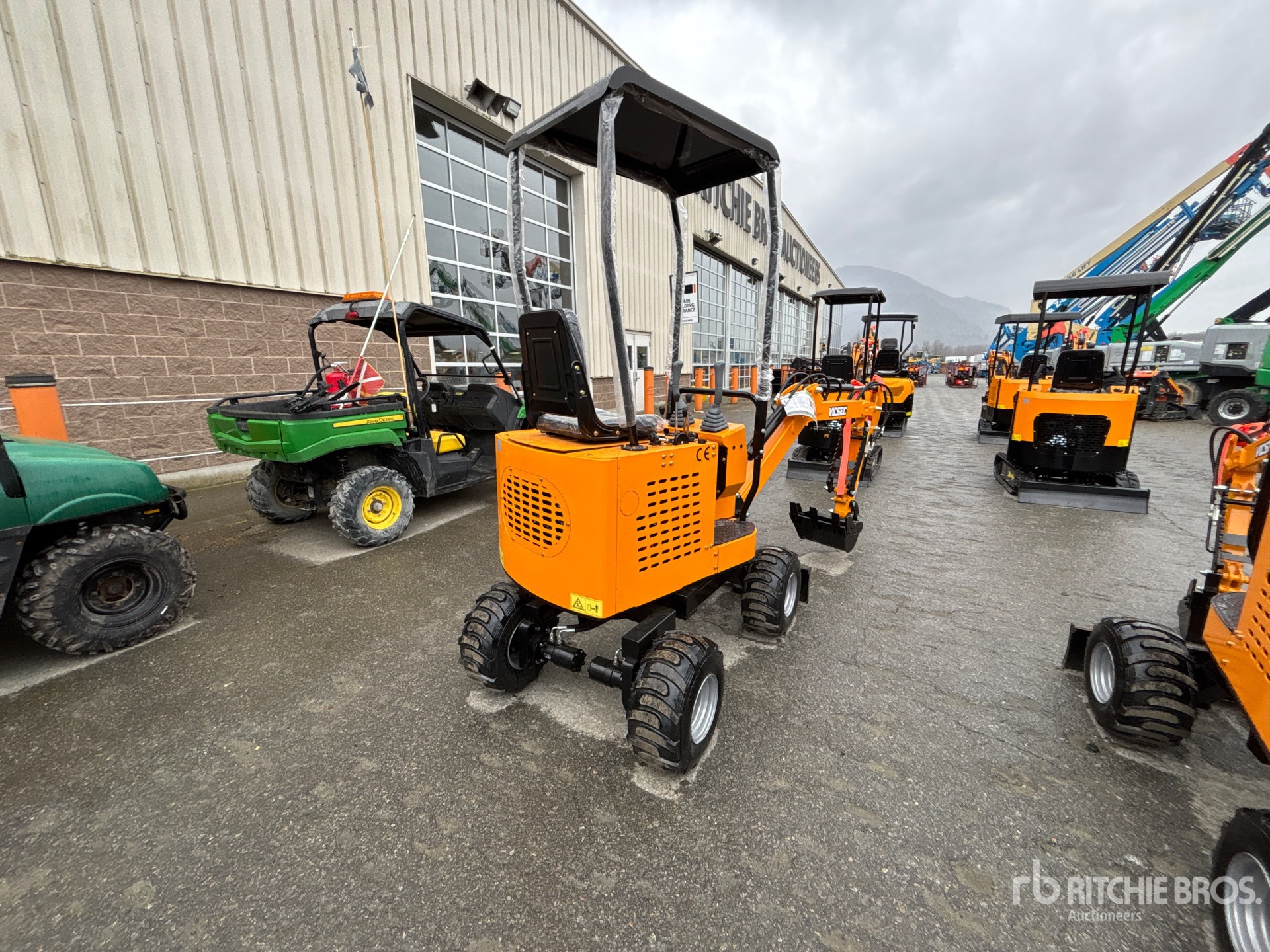 General Appearance with Foto, angolo anteriore sinistro