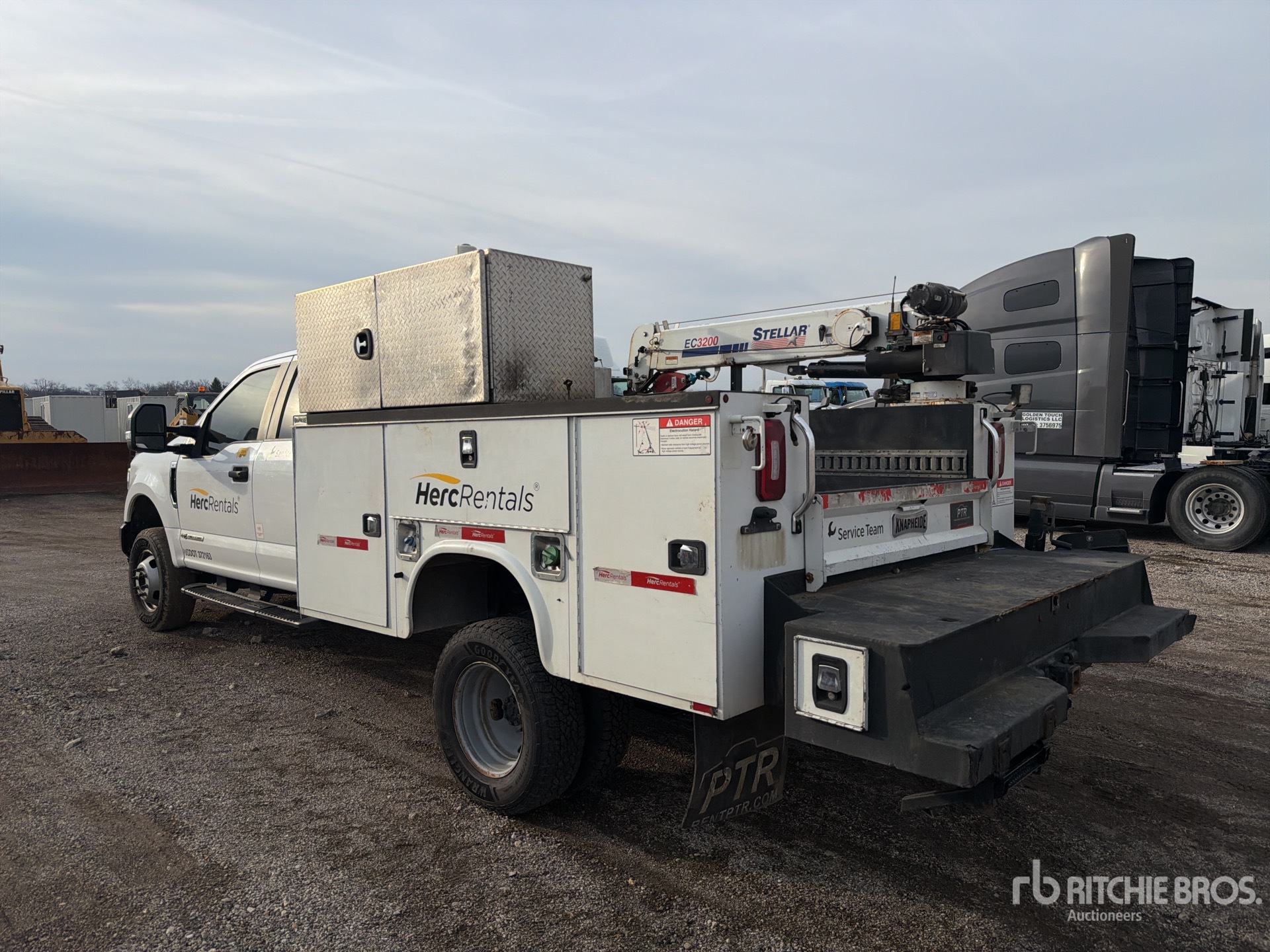 General Appearance with Bild, Ecke hinten links