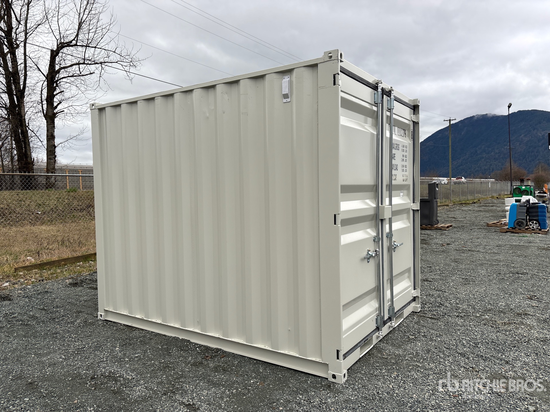 General Appearance with Picture, Right Front Corner