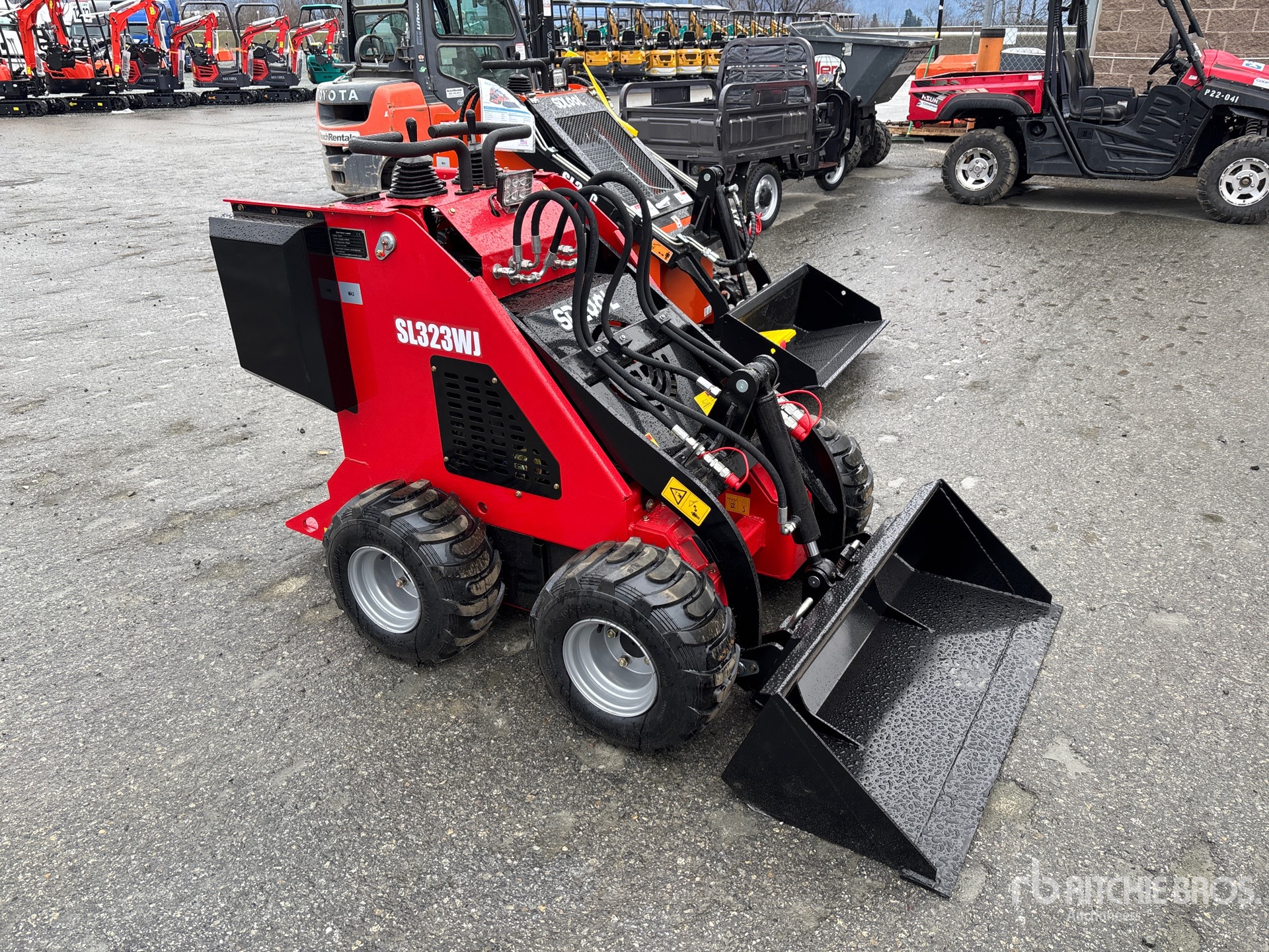 General Appearance with Picture, Right Front Corner