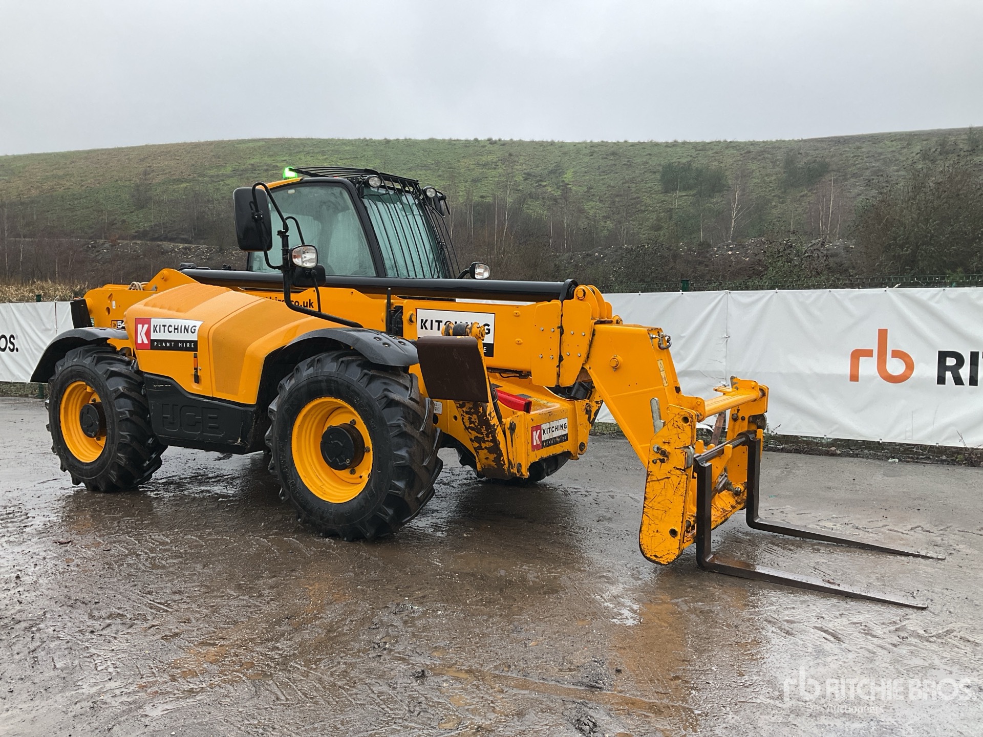 General Appearance with Image, coin avant droit