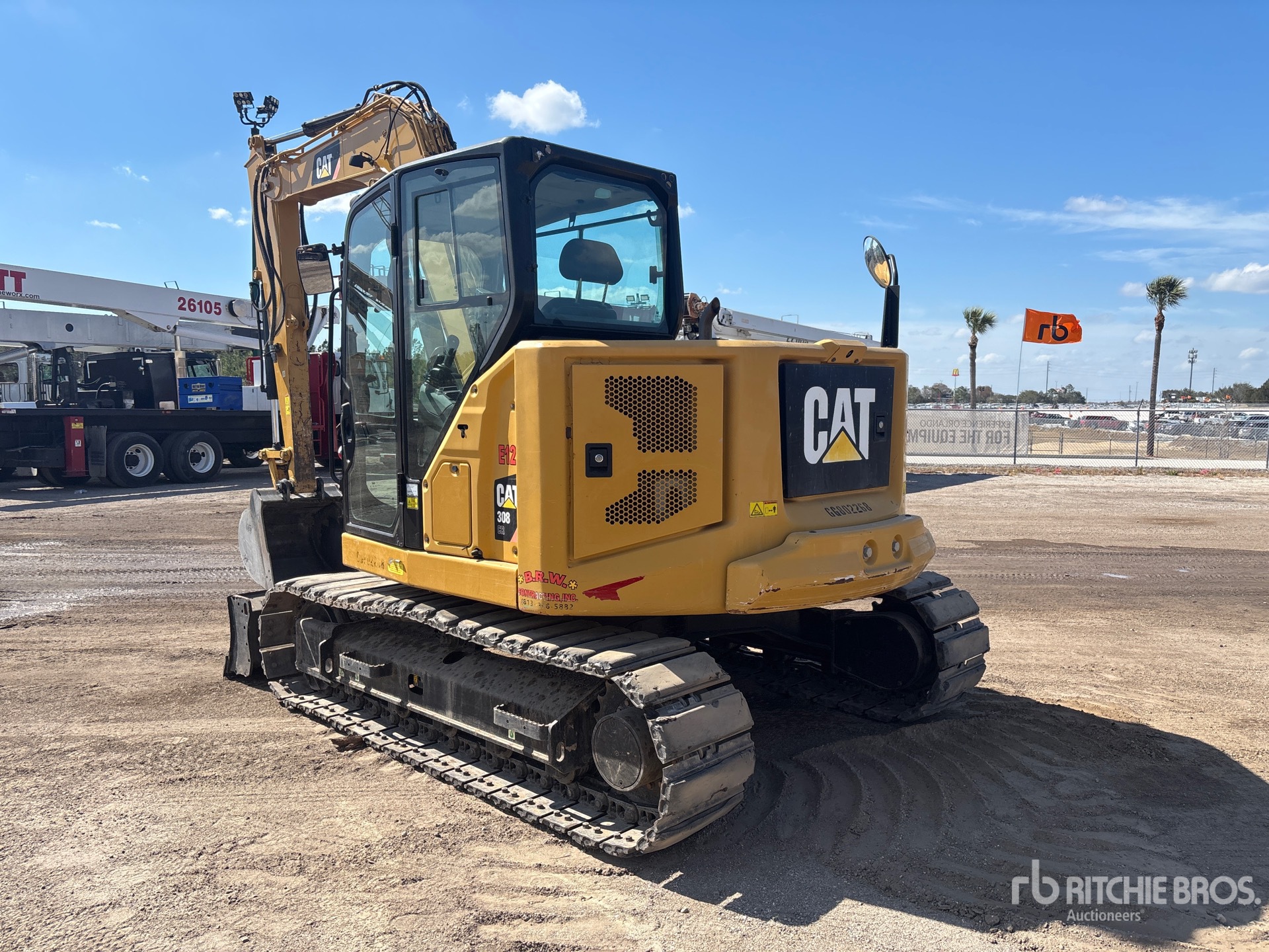 General Appearance with Bild, Ecke hinten links