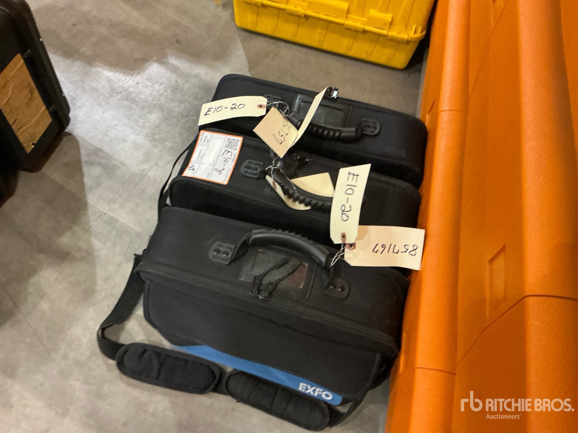 General Appearance with Imagen: esquina trasera izquierda