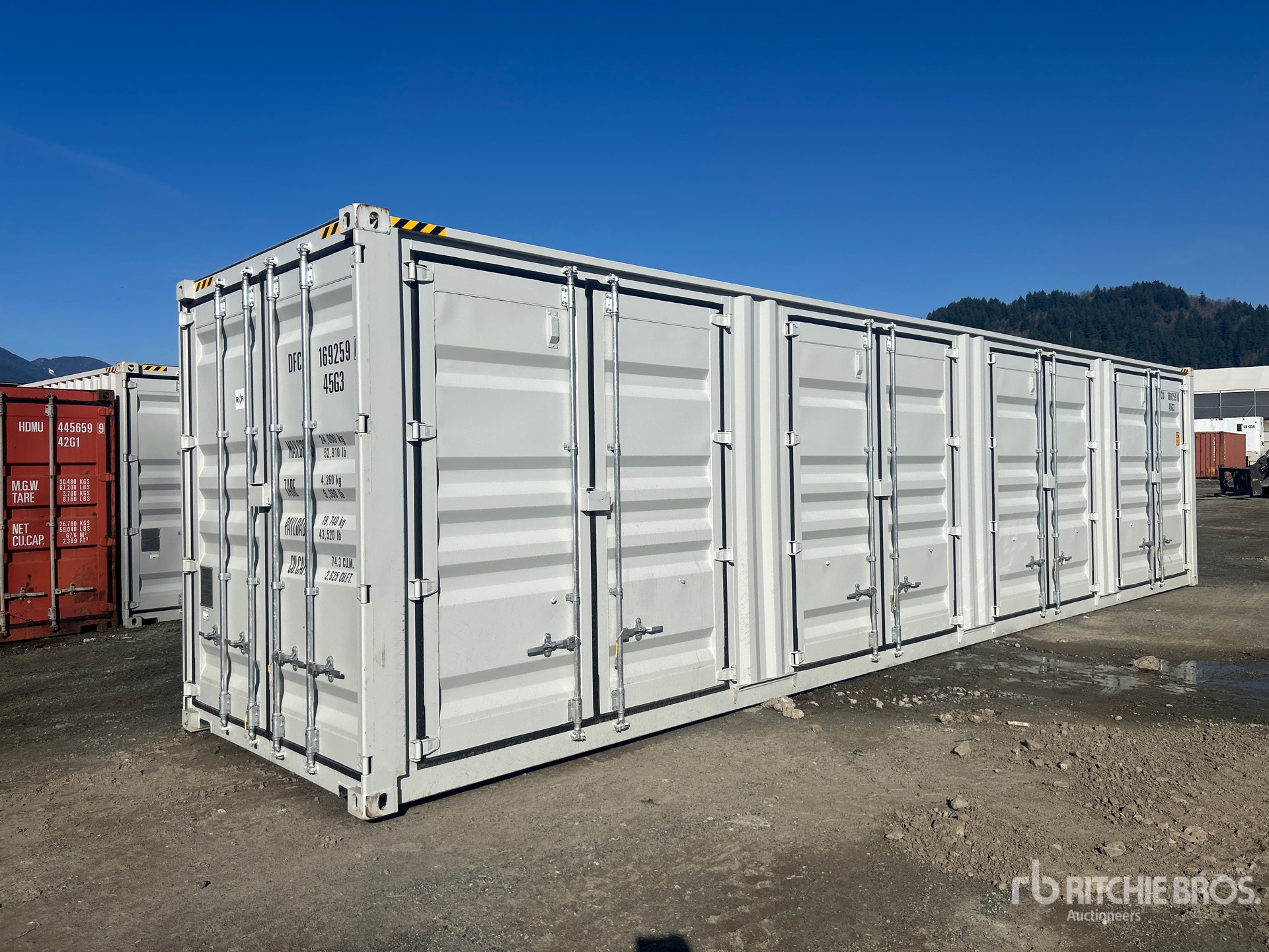 General Appearance with Bild, Ecke vorne links