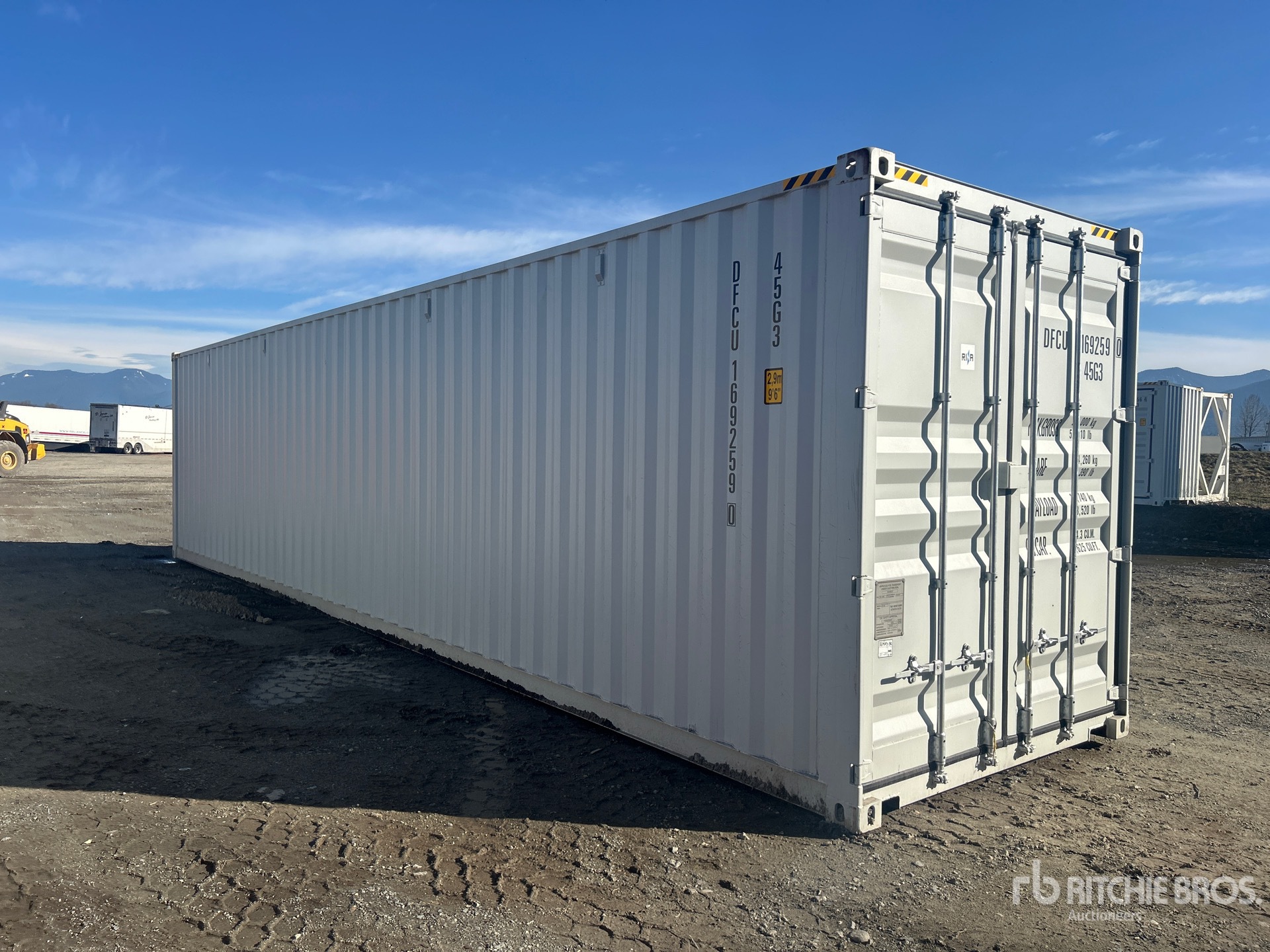 General Appearance with Bild, Ecke vorne rechts