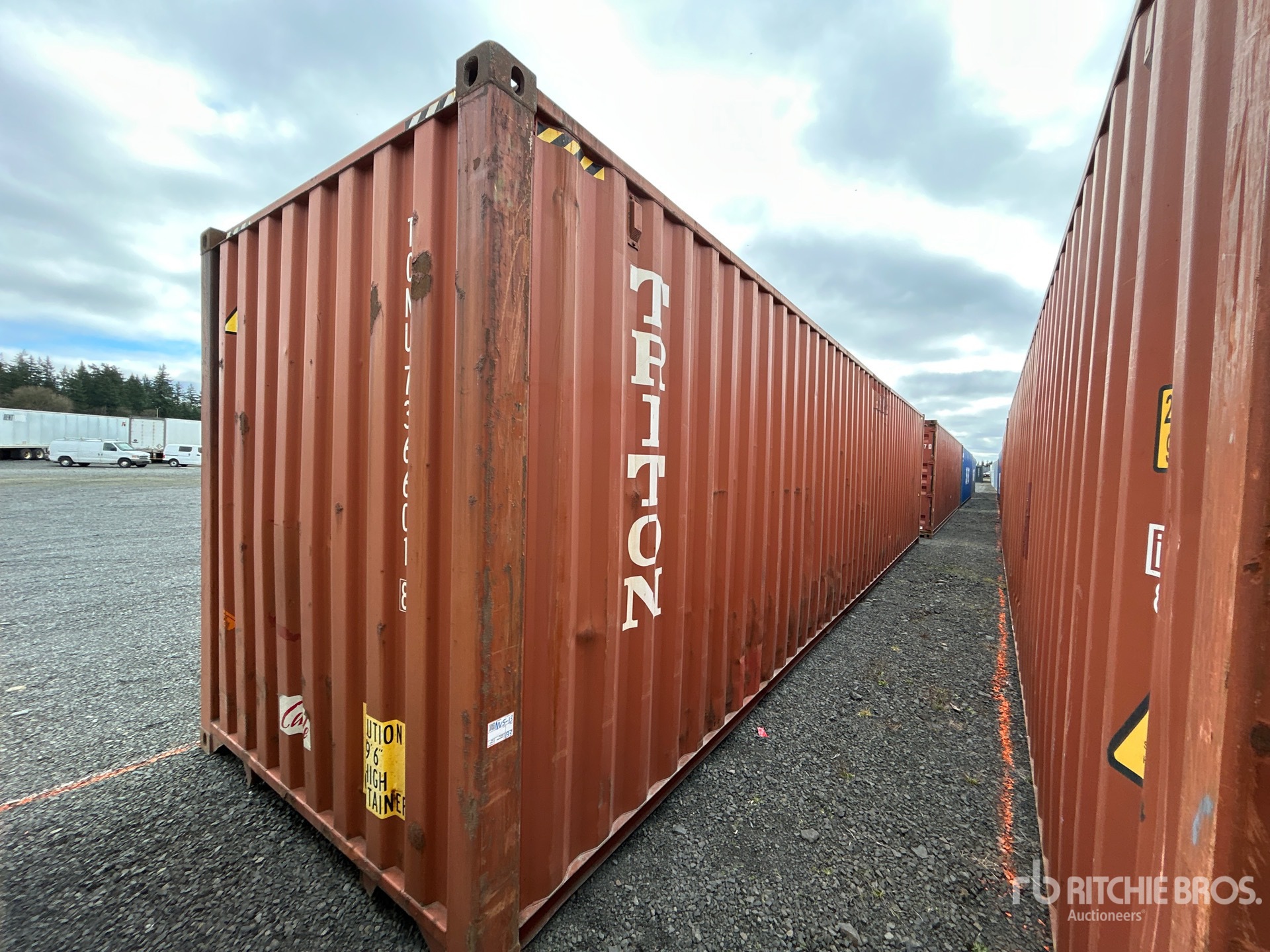 Aspect général with Image, coin arrière droit