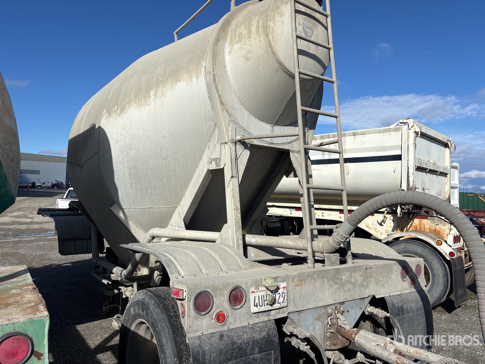 General Appearance with Image, coin arrière gauche