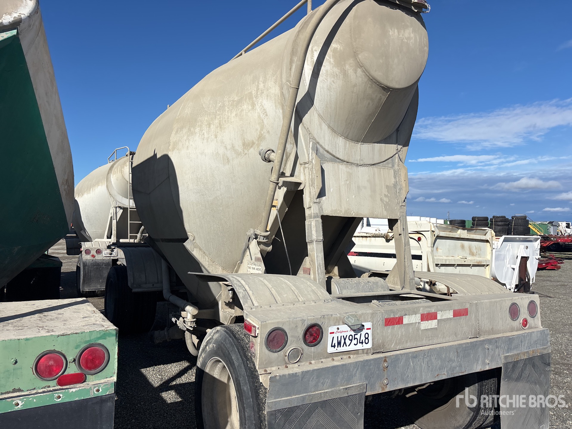 General Appearance with Image, coin arrière gauche