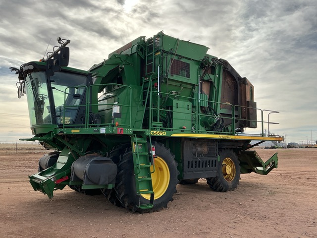 2019 (unverified) John Deere CS690 Cotton Stripper