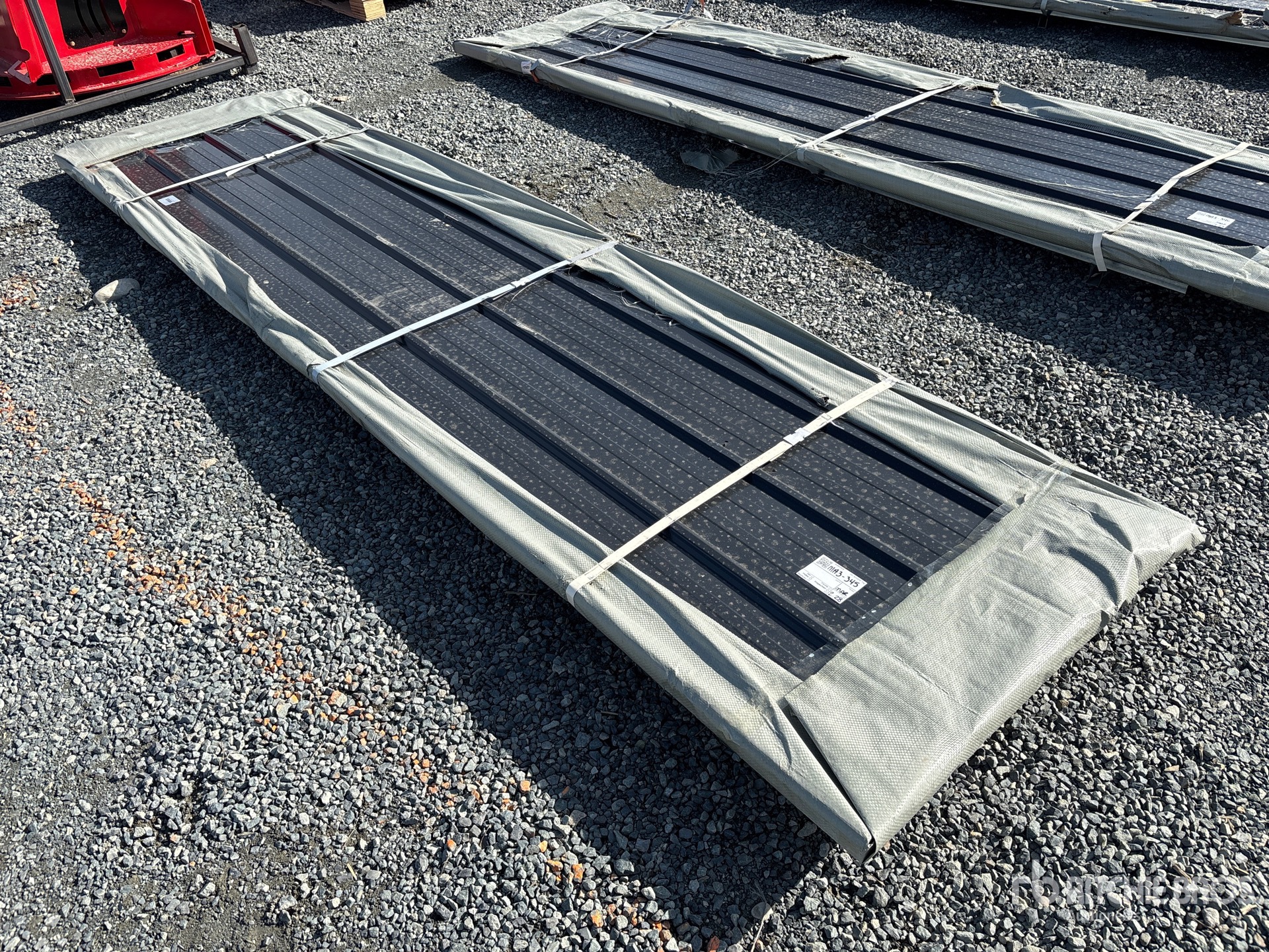 General Appearance with Bild, Ecke hinten rechts